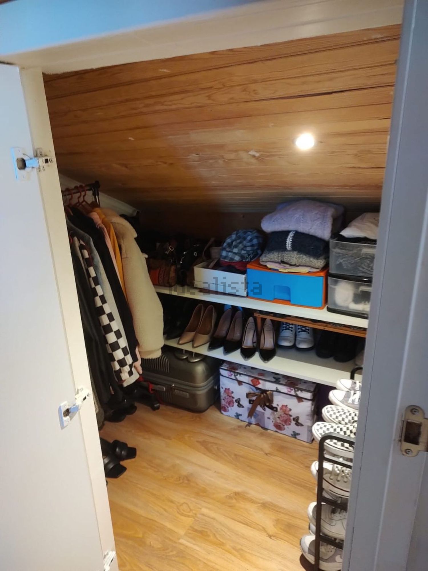 出租公寓 t1在Rua de Santo António da Glória, 1 - 试衣间