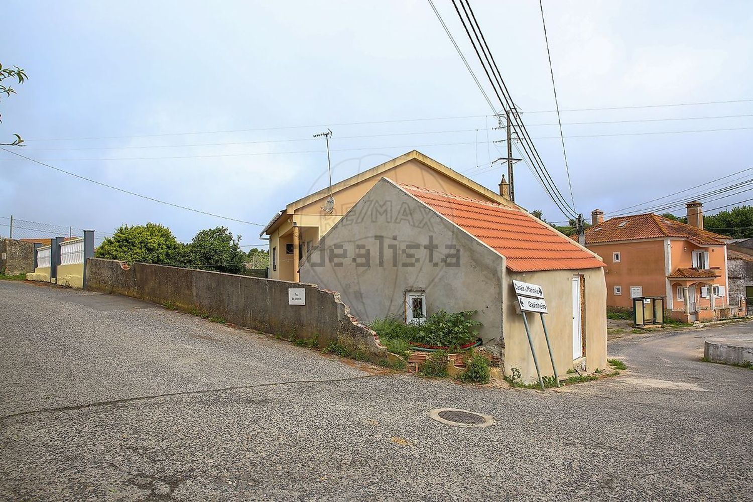 小楼房或独栋别墅出售在Carnota - 外立面