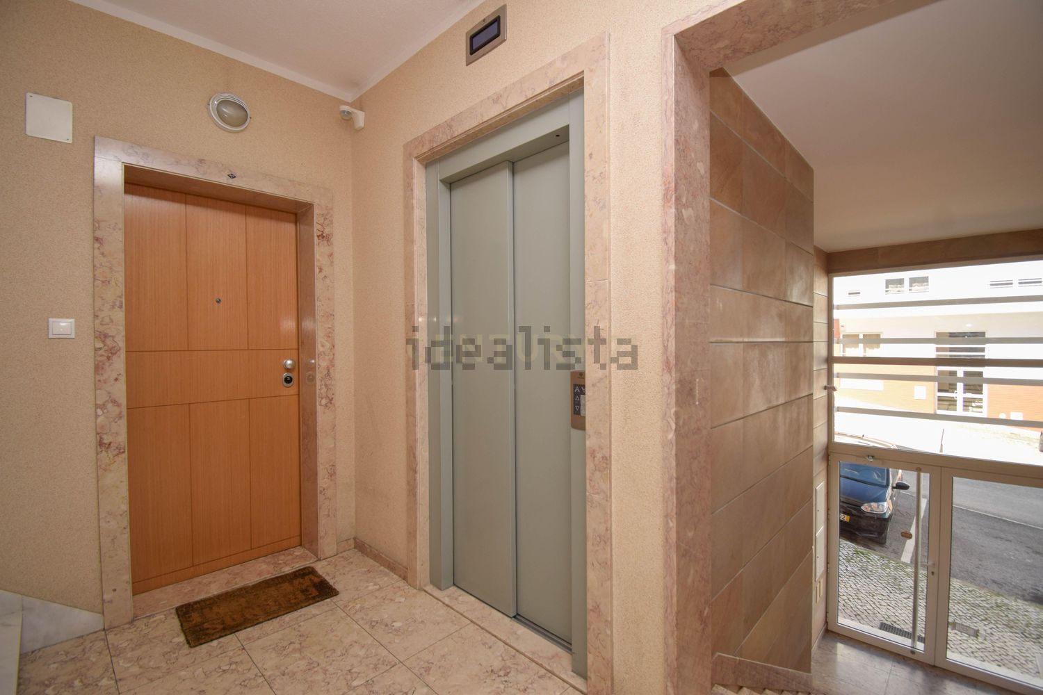 出租公寓 t2在Rua Manuel Alfredo Tito Morais, 10 - 过道