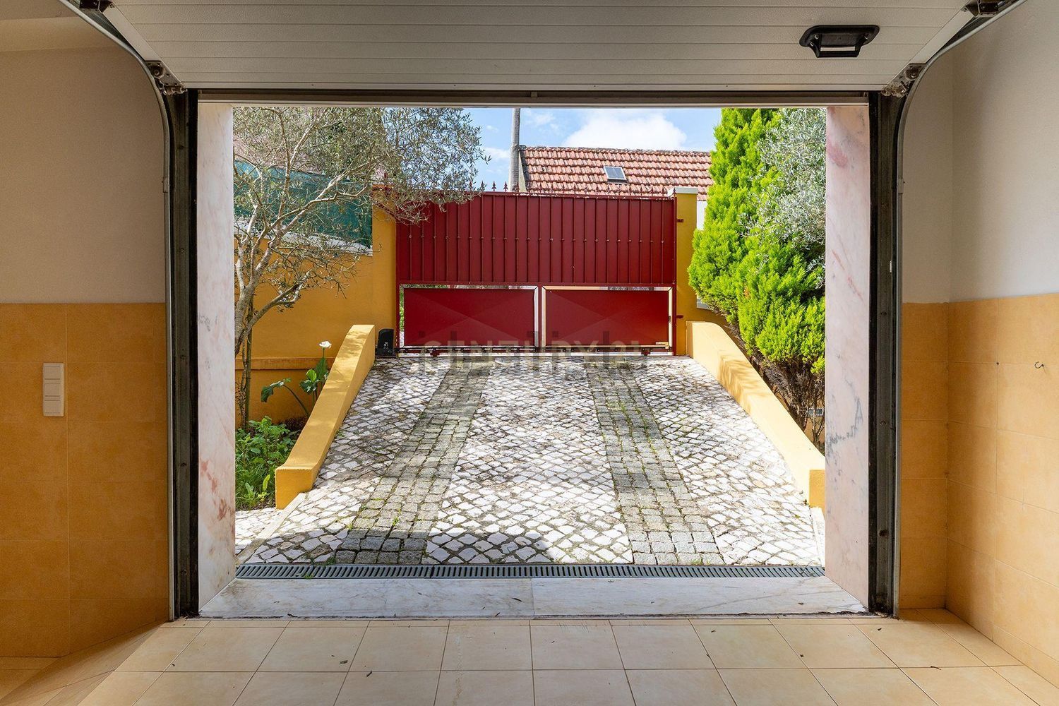 小楼房或独栋别墅出售在Rua Engenheiro José Caetano Salema Garção, 29 - 阳台