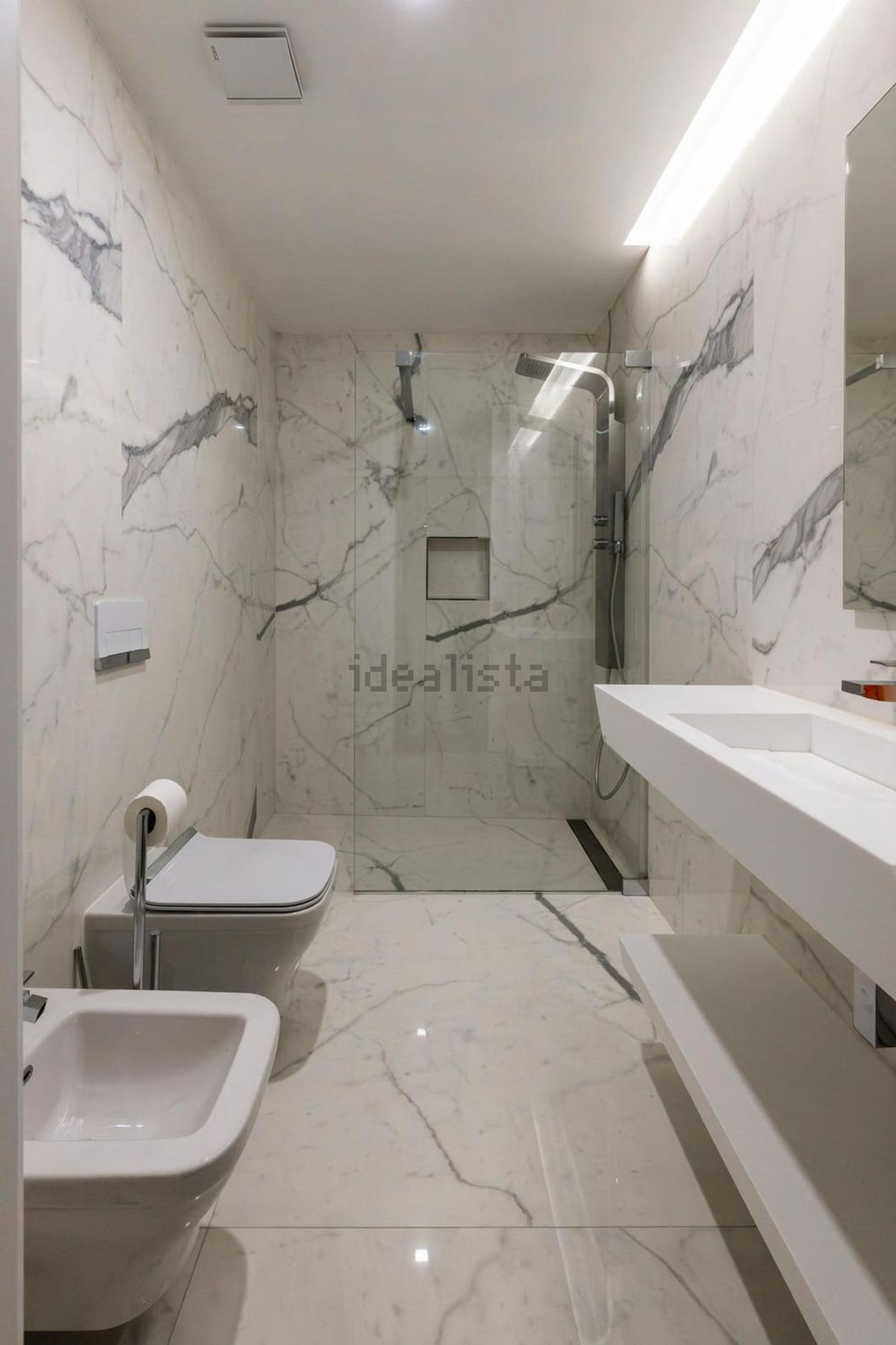 小楼房或独栋别墅出售在Rua das Mimosas - 卫生间