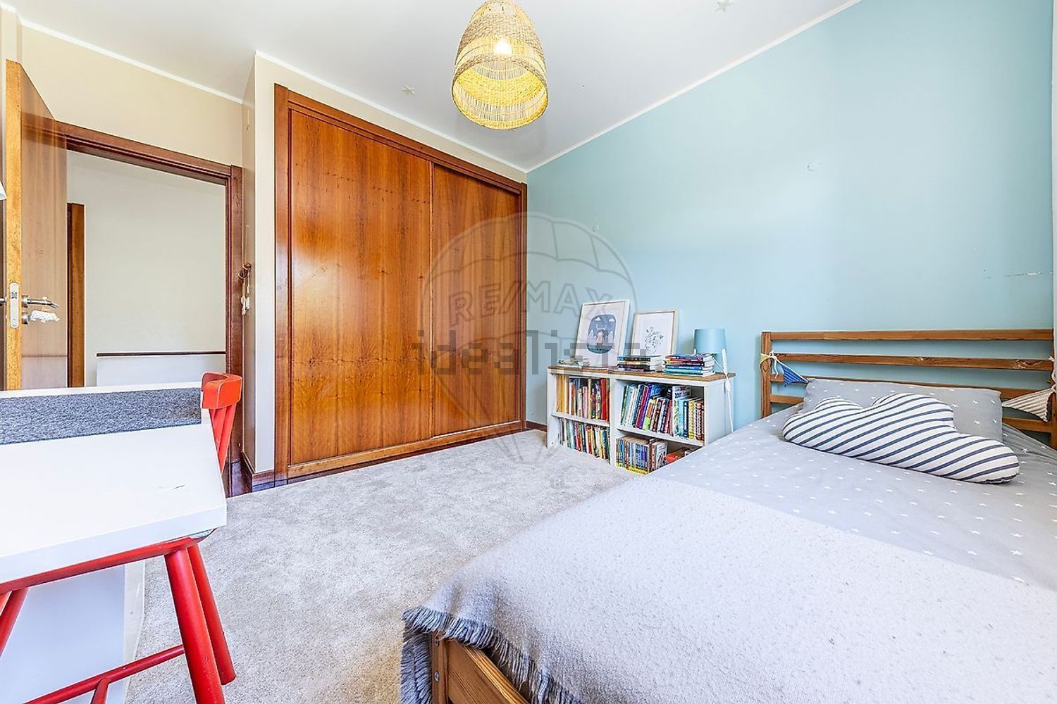 小楼房或独栋别墅出售在Rua dos Girassóis - 卧室