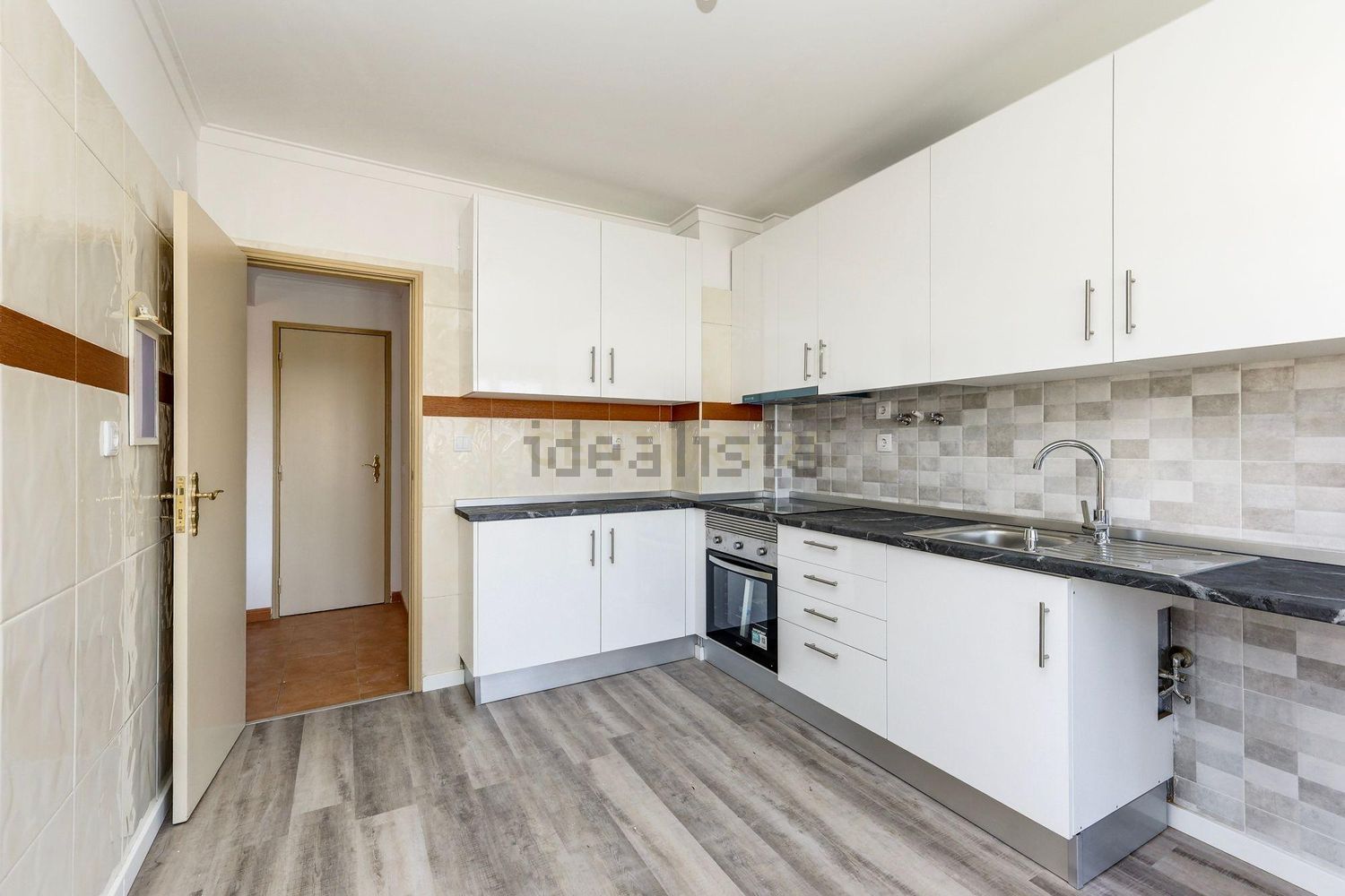 出租公寓 t2在Rua Samuel de Carvalho, 34 - 厨房