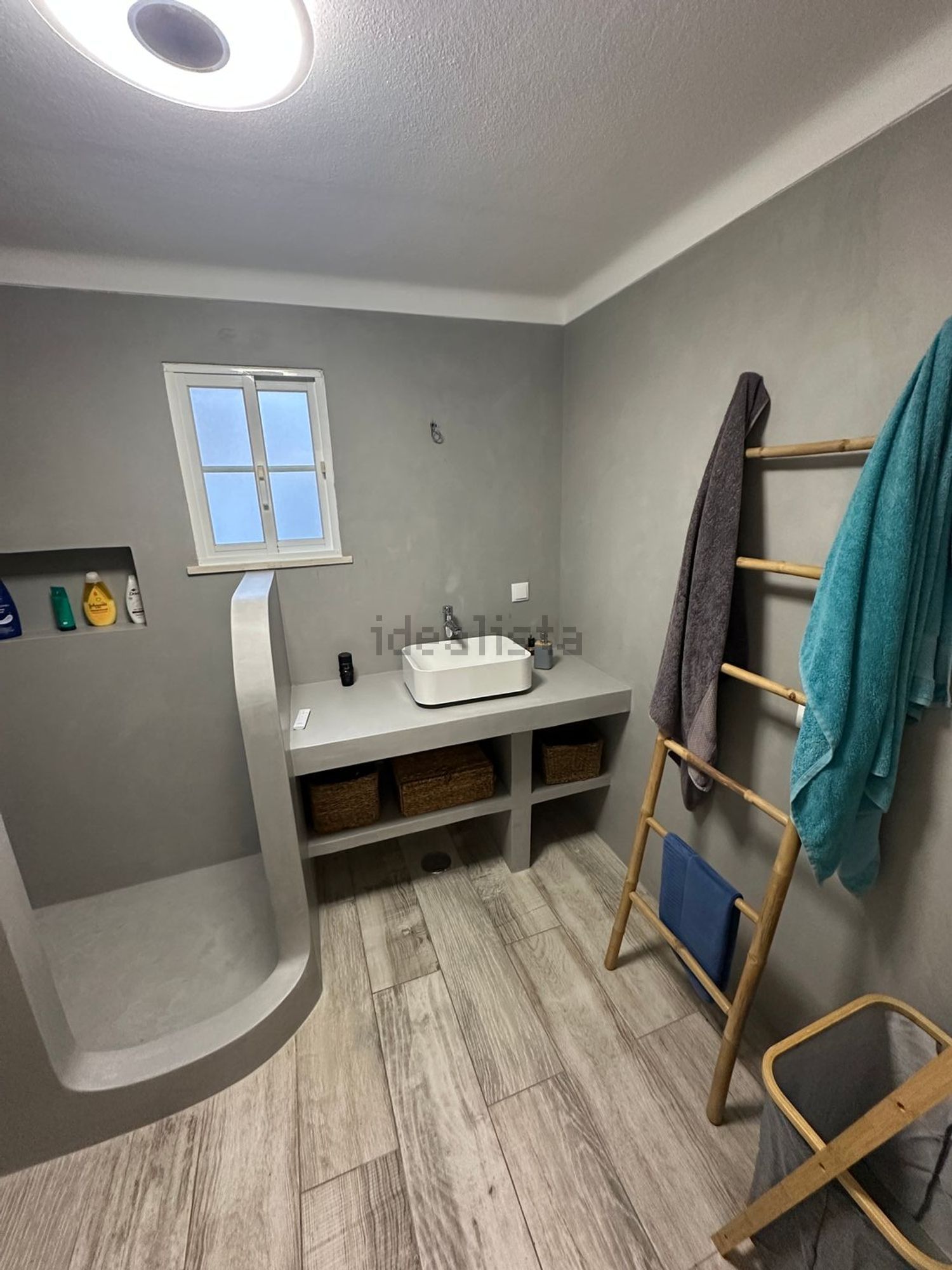 双拼别墅出售在Rua 1 de Maio, 15 - 卫生间