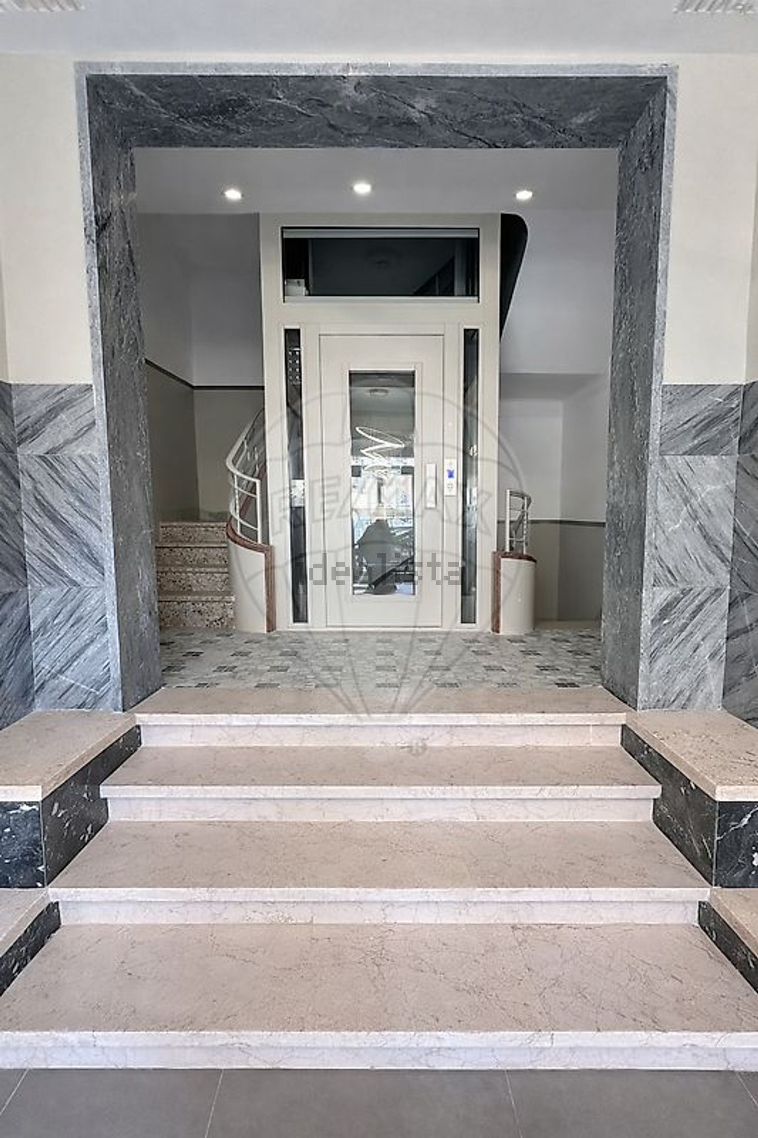 出租公寓 t2在Avenida do Cristo Rei - 过道