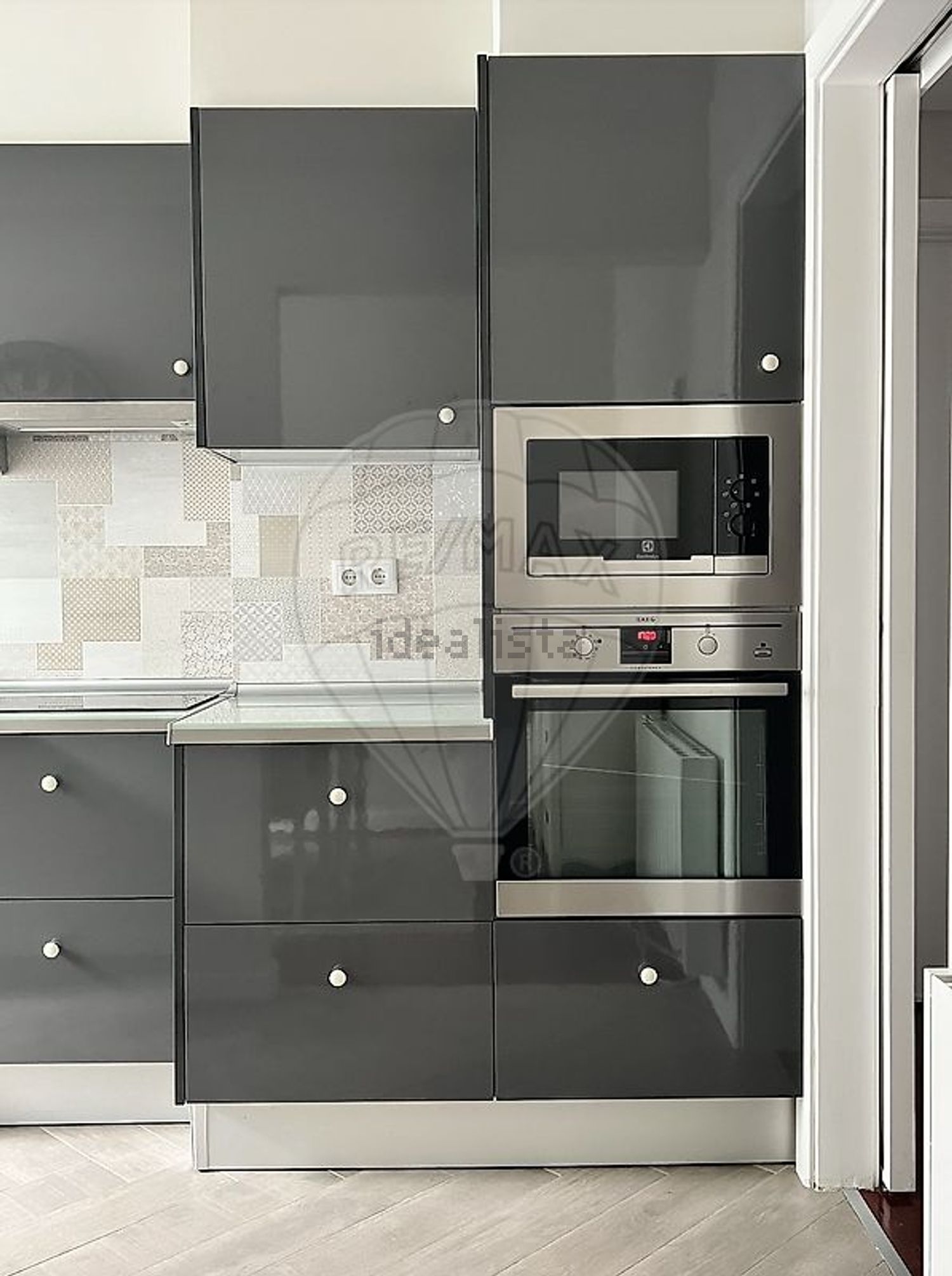 出租公寓 t2在Avenida Rainha Dona Amélia - 厨房