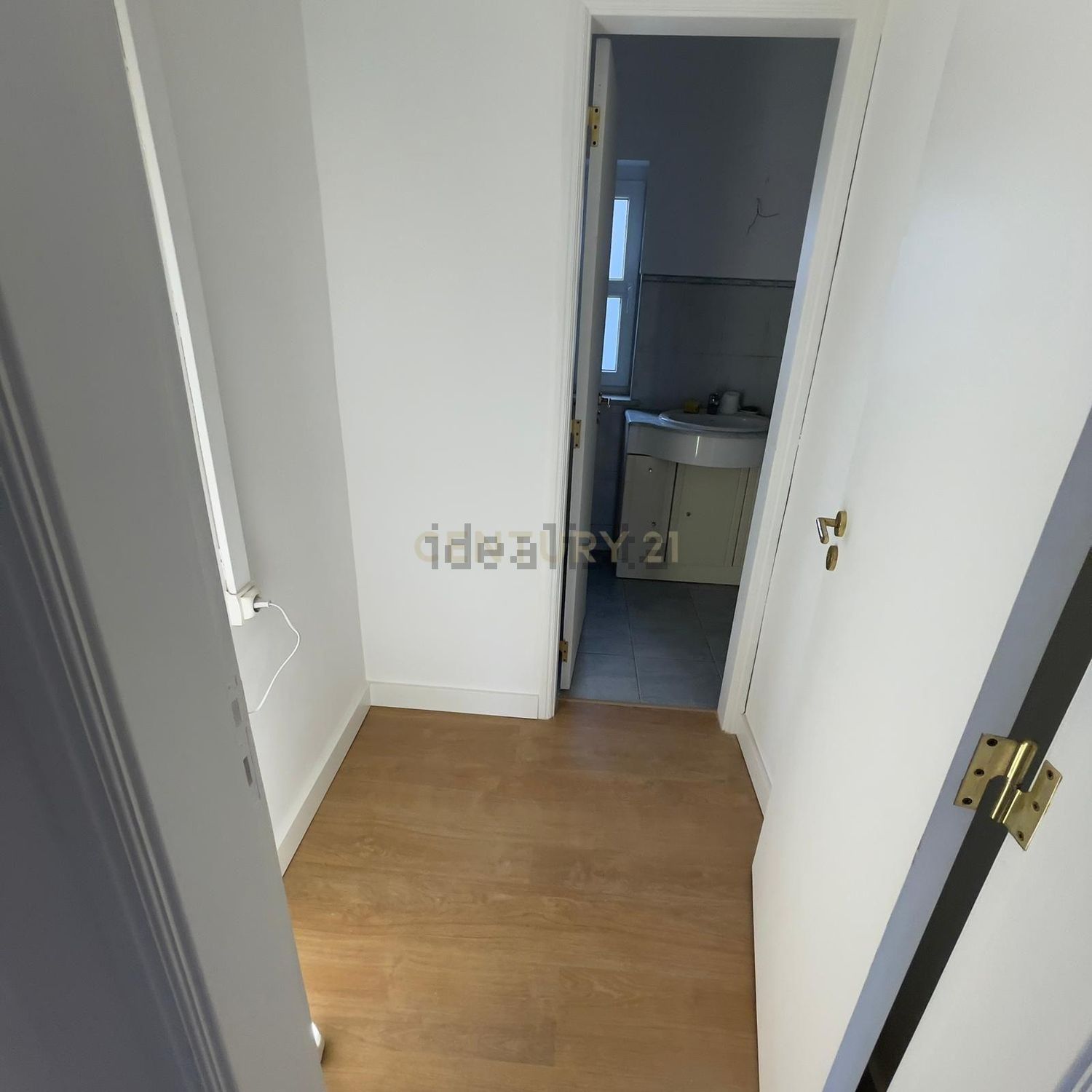 公寓 t4出售在Rua 1º de Dezembro, 8 - 过道