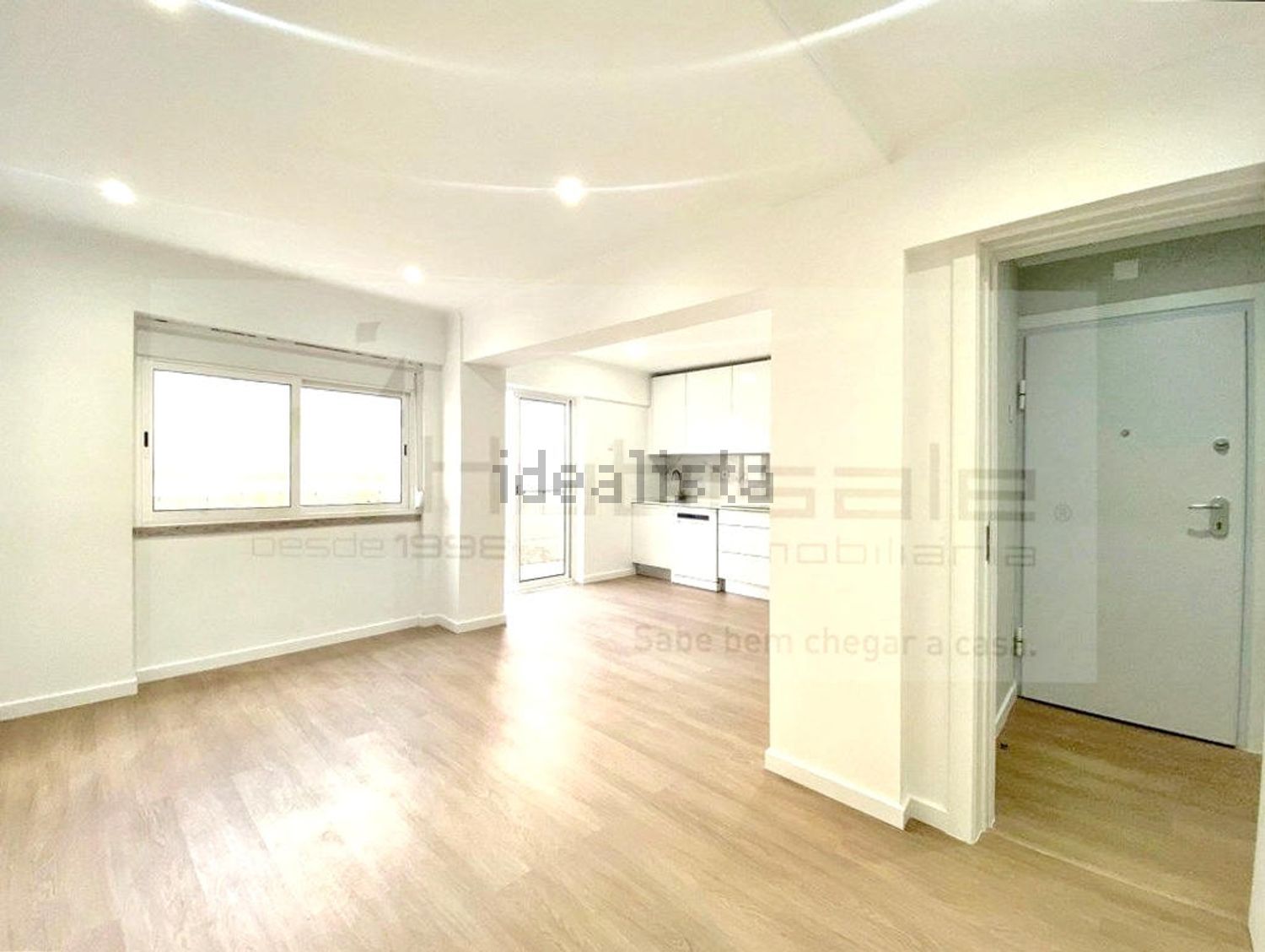 公寓 t2出售在Praça da Igreja, 5 - 客厅