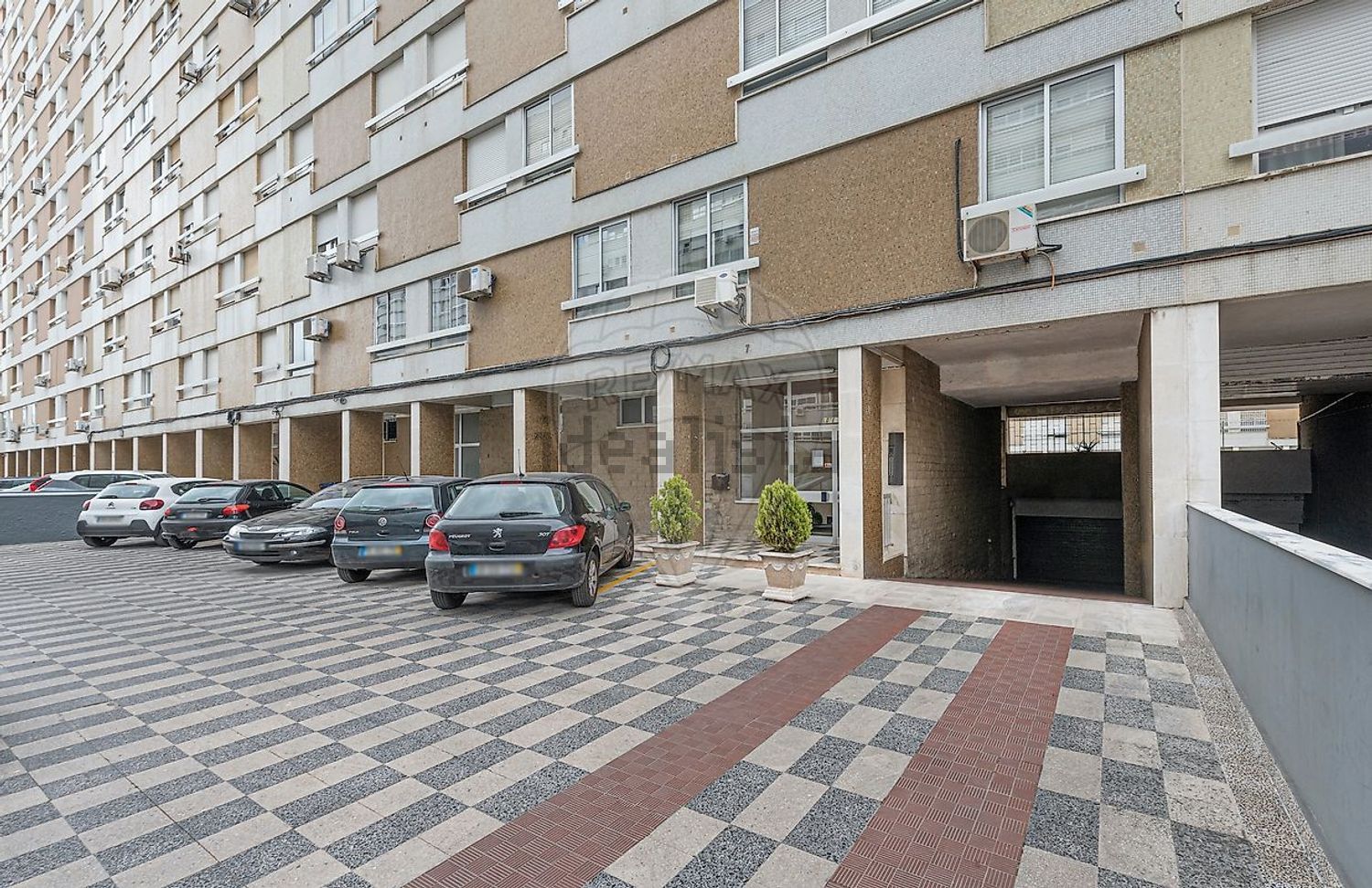 公寓 t3出售在Rua Júlio Dinis - 视线