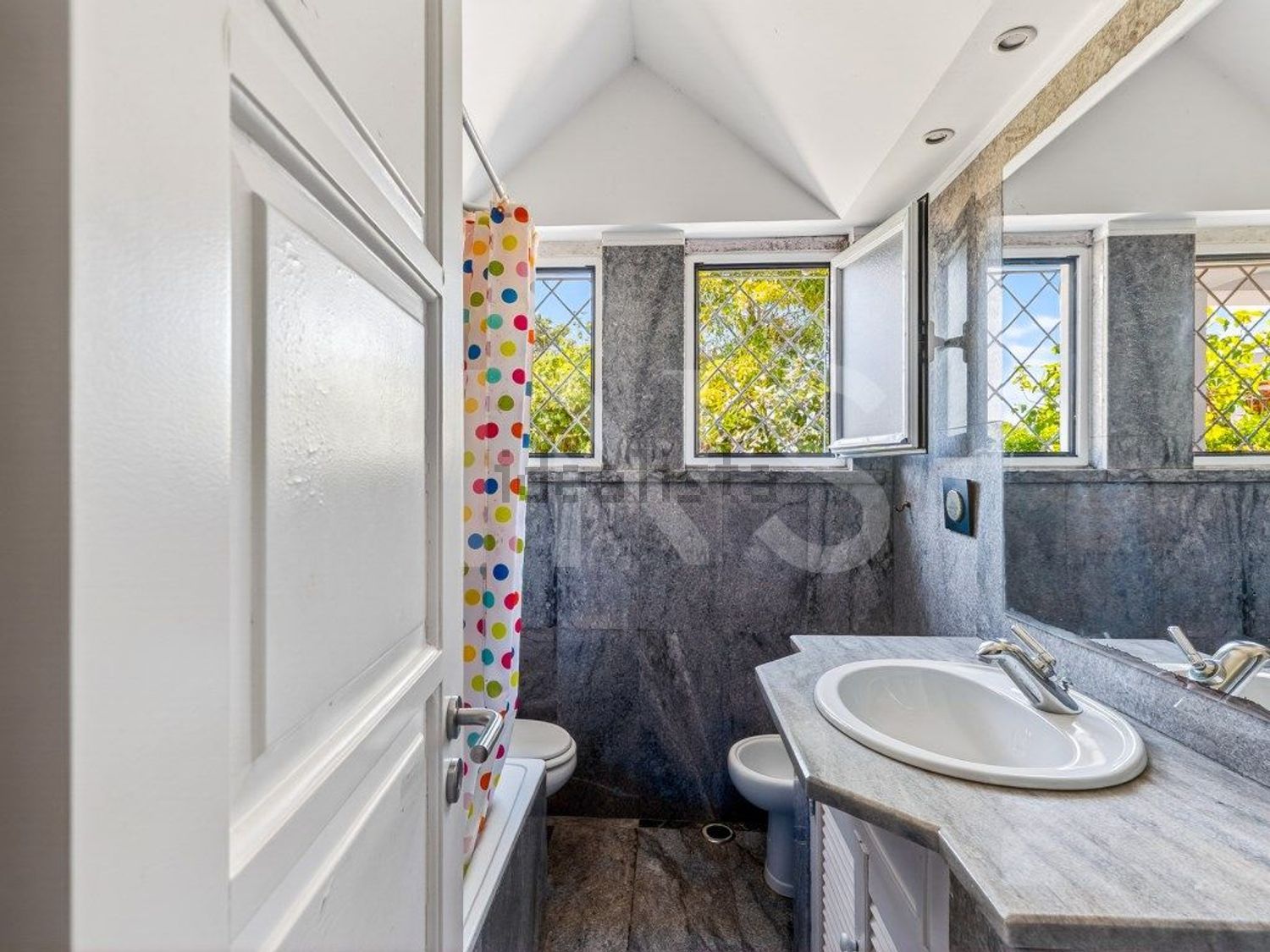 小楼房或独栋别墅出售在Rua 28 de Setembro - 卫生间