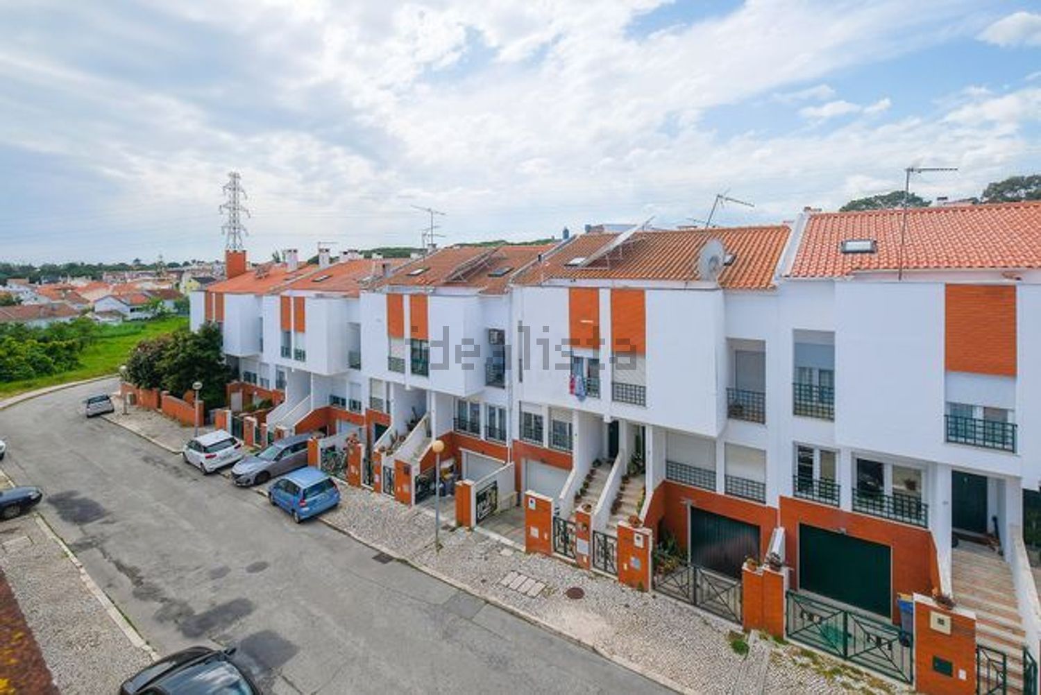 联排别墅出售在Rua Rogério Paulo - 外立面