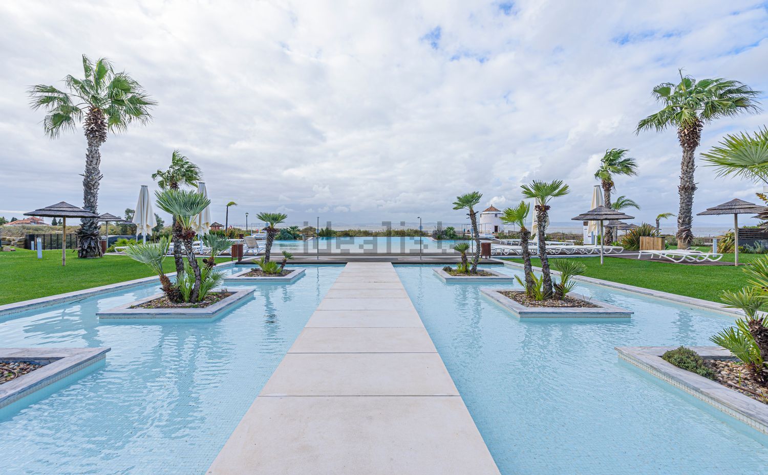 公寓 t3出售在Passeio das Caravelas - 游泳池