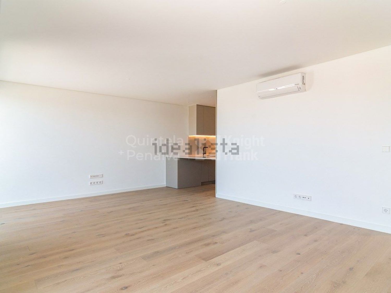 出租公寓 t3在Avenida da Liberdade, 19 - 客厅