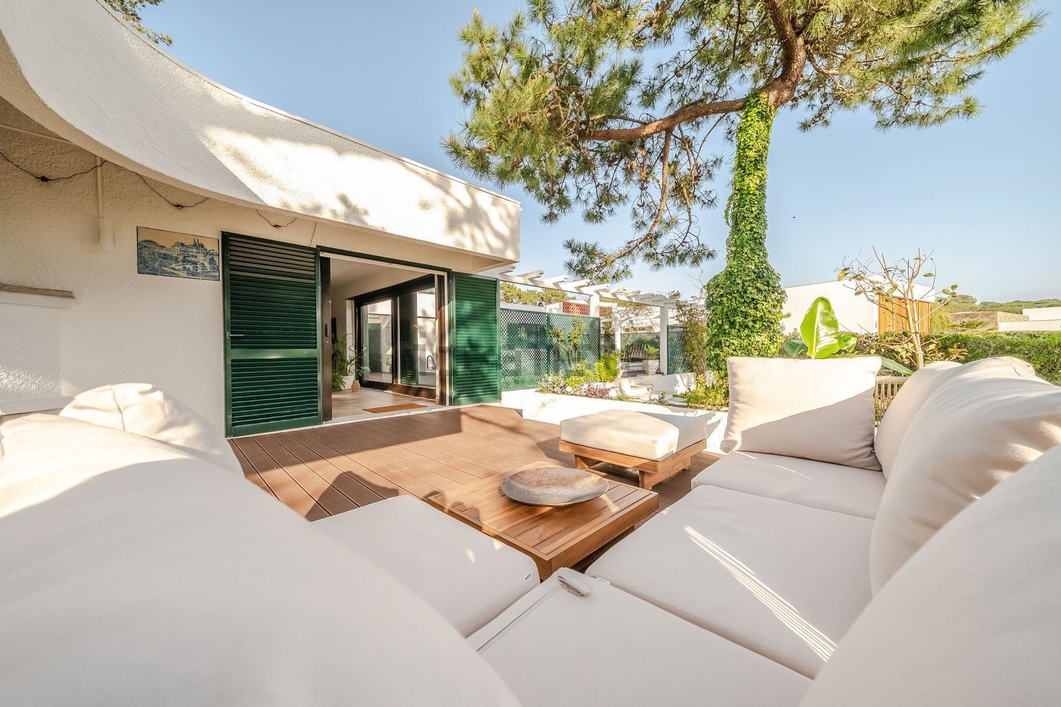 小楼房或独栋别墅出售在Rua das Quintas - 游泳池