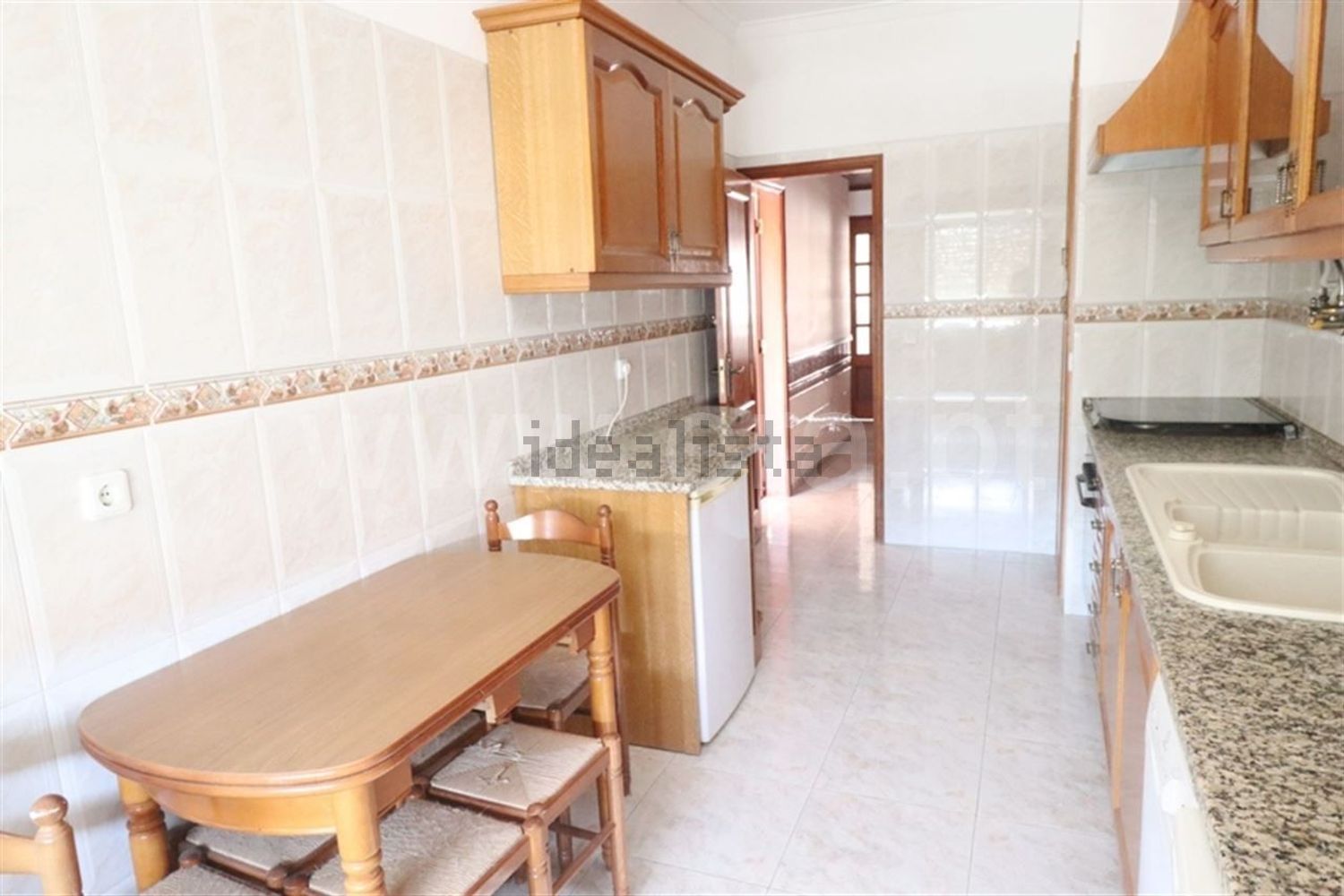 出租公寓 t2在Cruz de Pau - 厨房