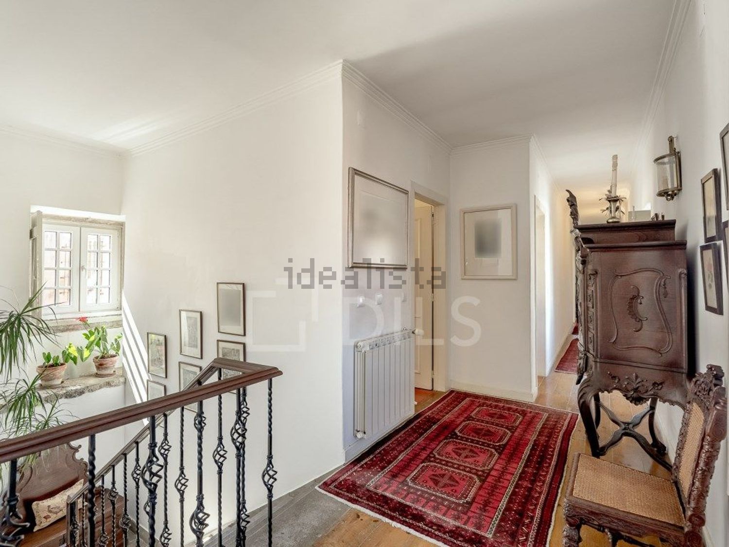 小楼房或独栋别墅出售在Rua Norte - 过道