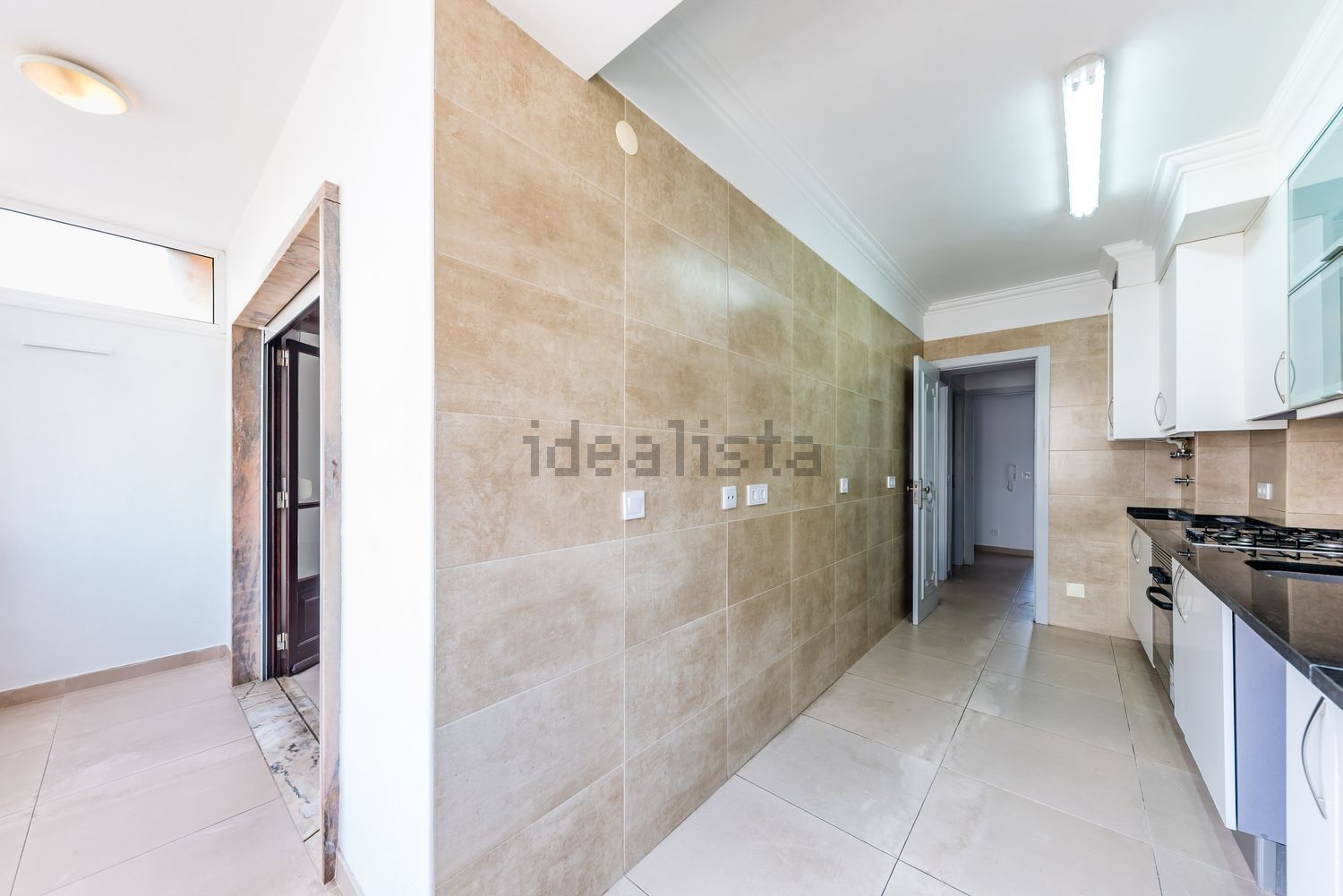 公寓 t2出售在Rua Almeida Garrett - 过道