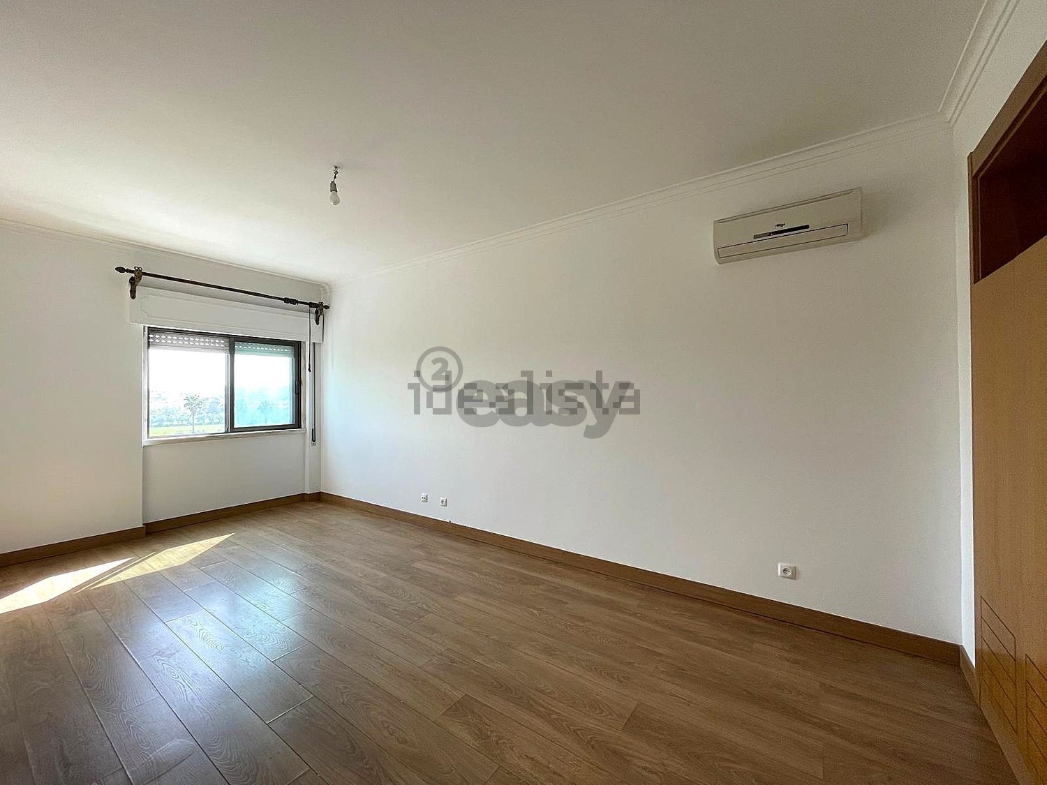 出租公寓 t2在Rua Manuel Ribeiro de Pavia, 5 - 居住