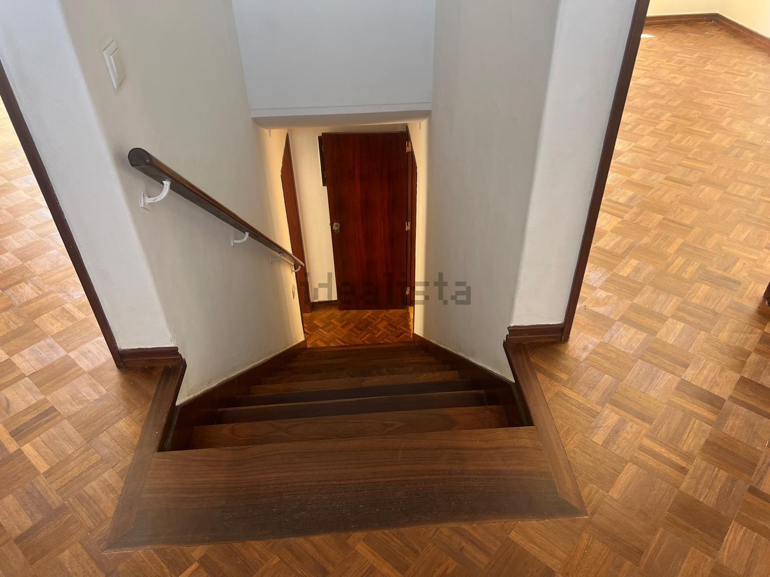 出租联排别墅在Rua da Barrada, 3 - 入口 / 出口