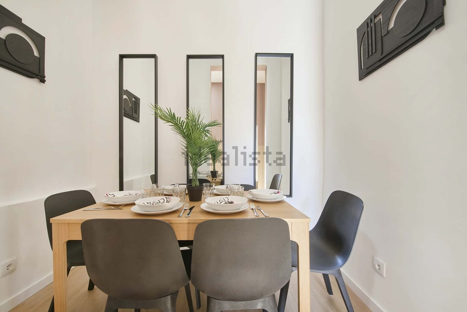 出租房间在Largo Vitorino Damásio, 2 - 客厅