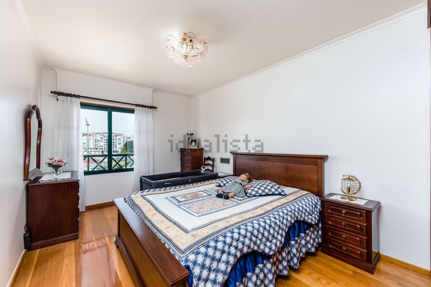 公寓 t4出售在Rua Maria Amália Vaz de Carvalho - 卧室