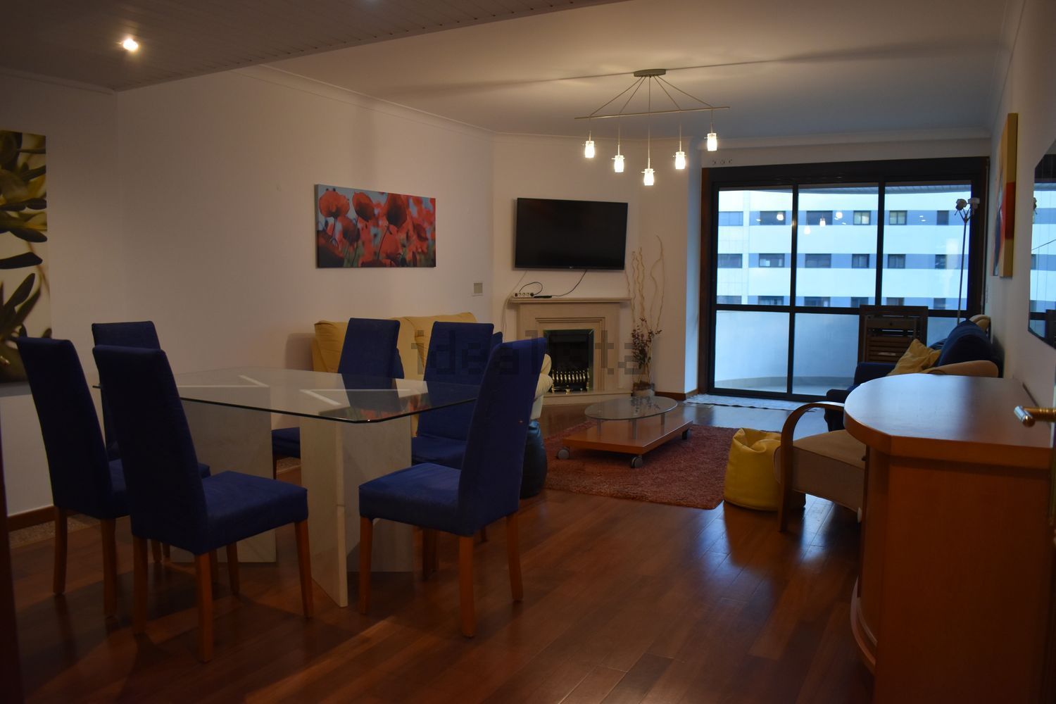 出租公寓 t2在Rua Comandante Cousteau, 8 - 客厅