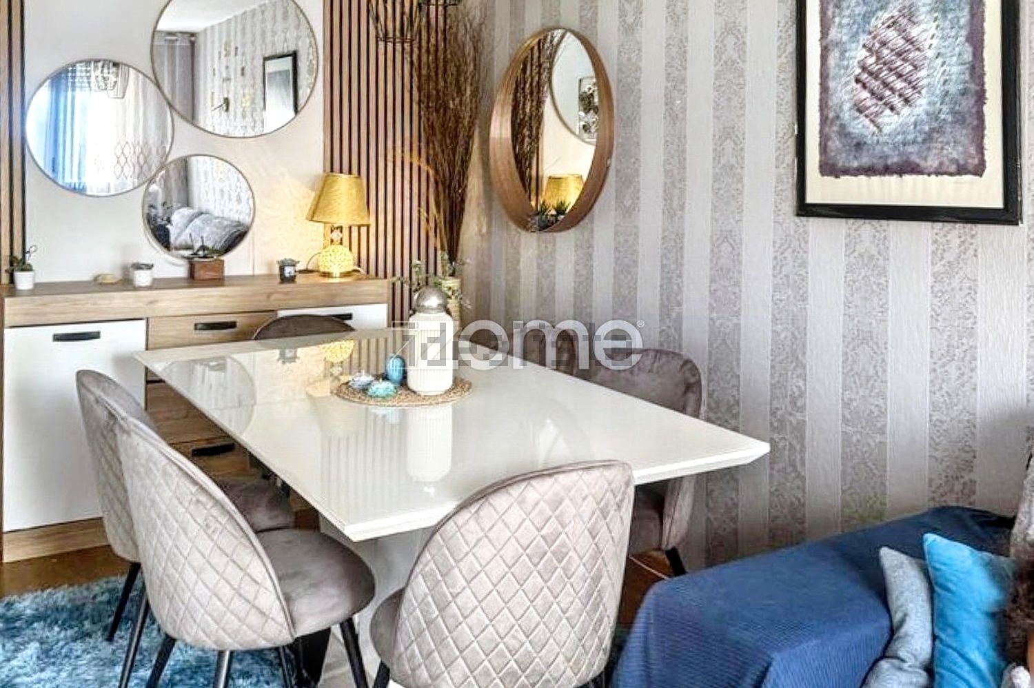 公寓 t2出售在Rua Bordalo Pinheiro, 17 - 餐厅