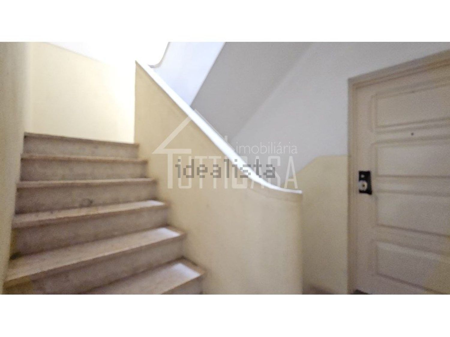 公寓 t2出售在Rua Maria Libania Carrilho, 11 - 详情