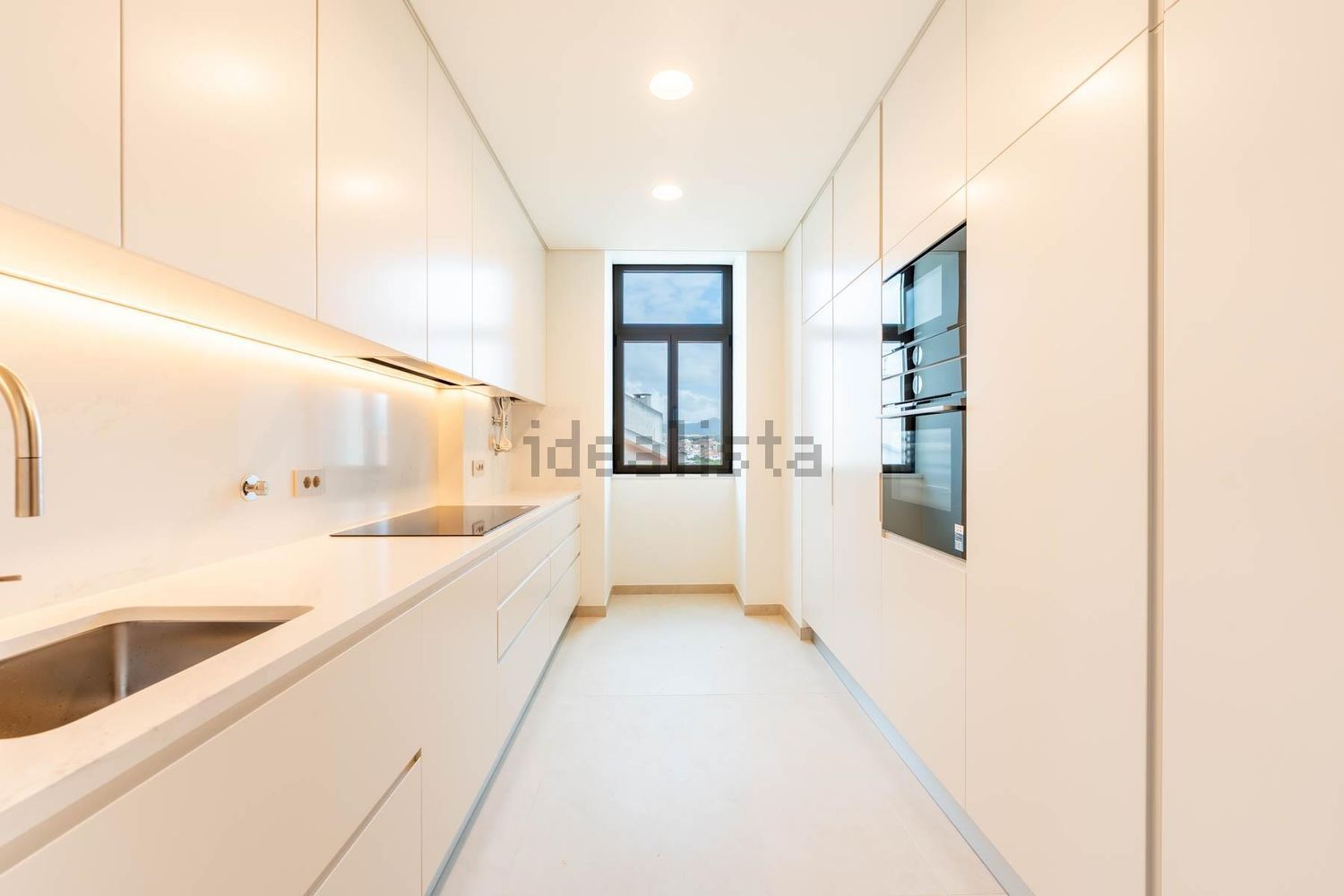 公寓 t3出售在Avenida São Pedro, 5 - 厨房