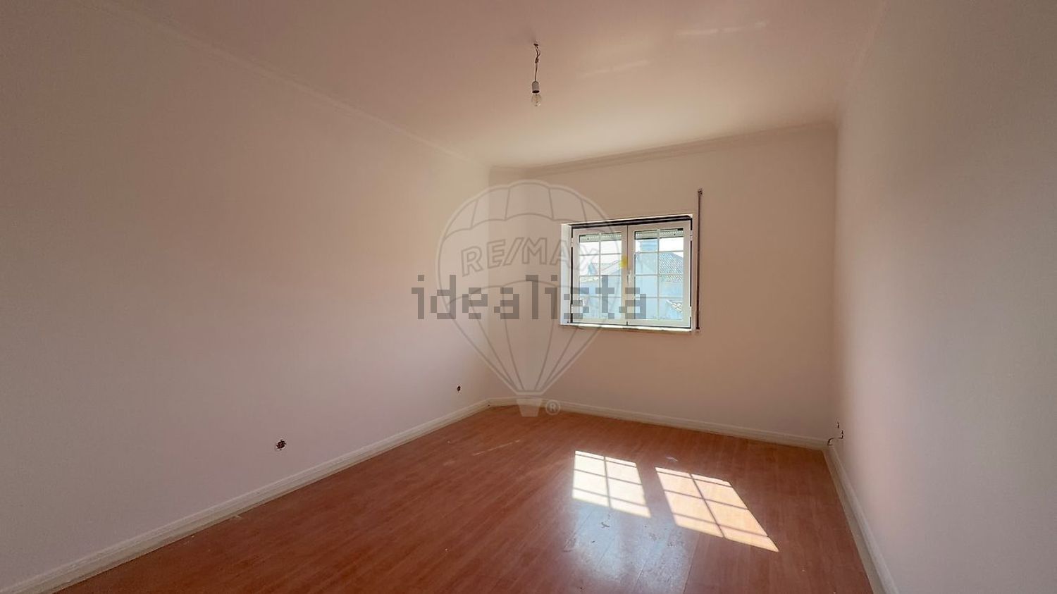 小楼房或独栋别墅出售在Rua da Pedra - 居住