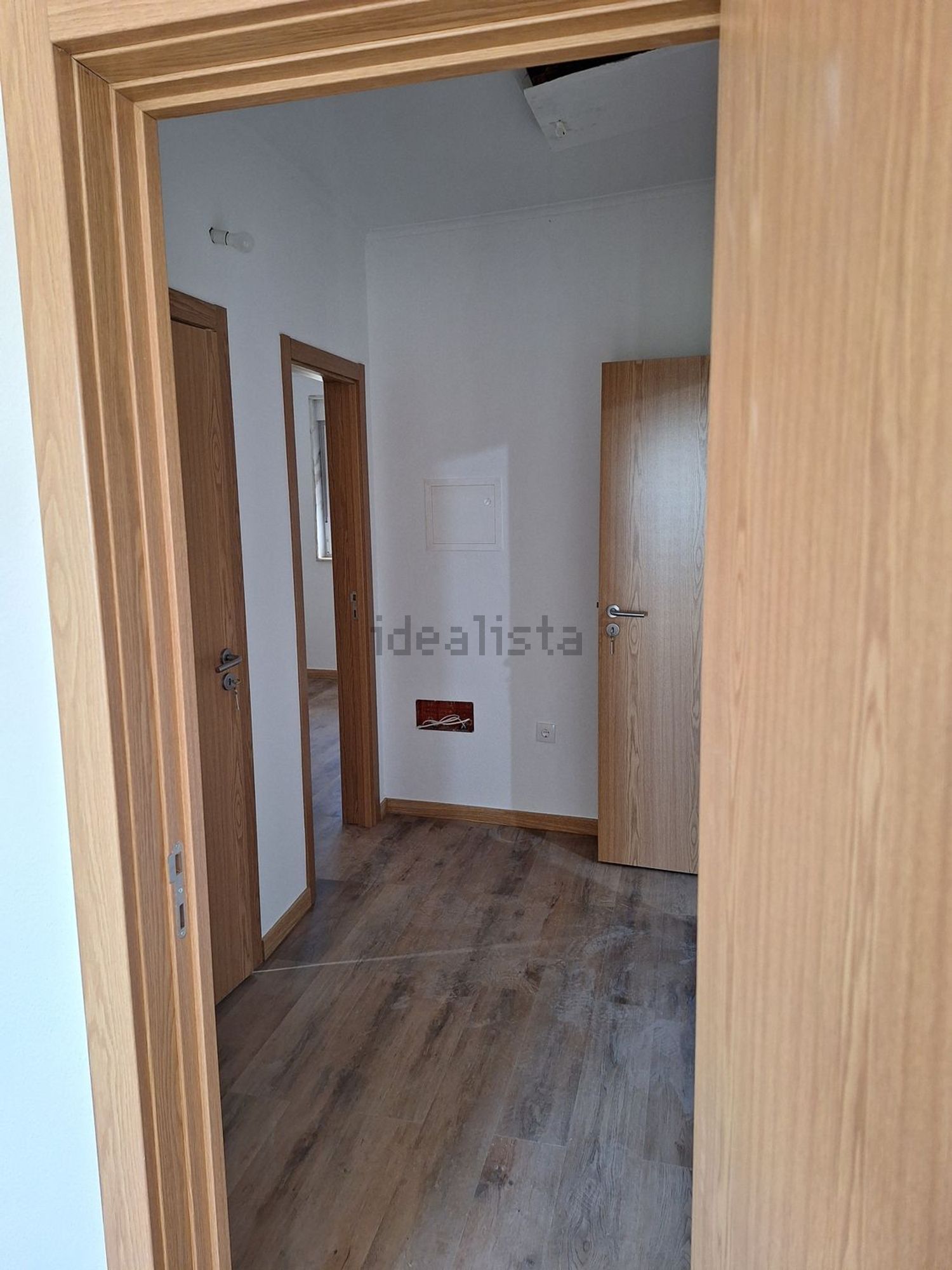 出租小楼房或独栋别墅在Estrada Principal, 53 - 过道