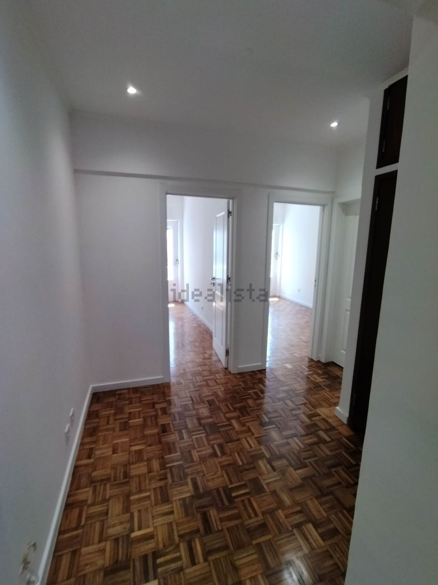 出租公寓 t2在Rua Doutor Miguel Bombarda, 251 - 前厅