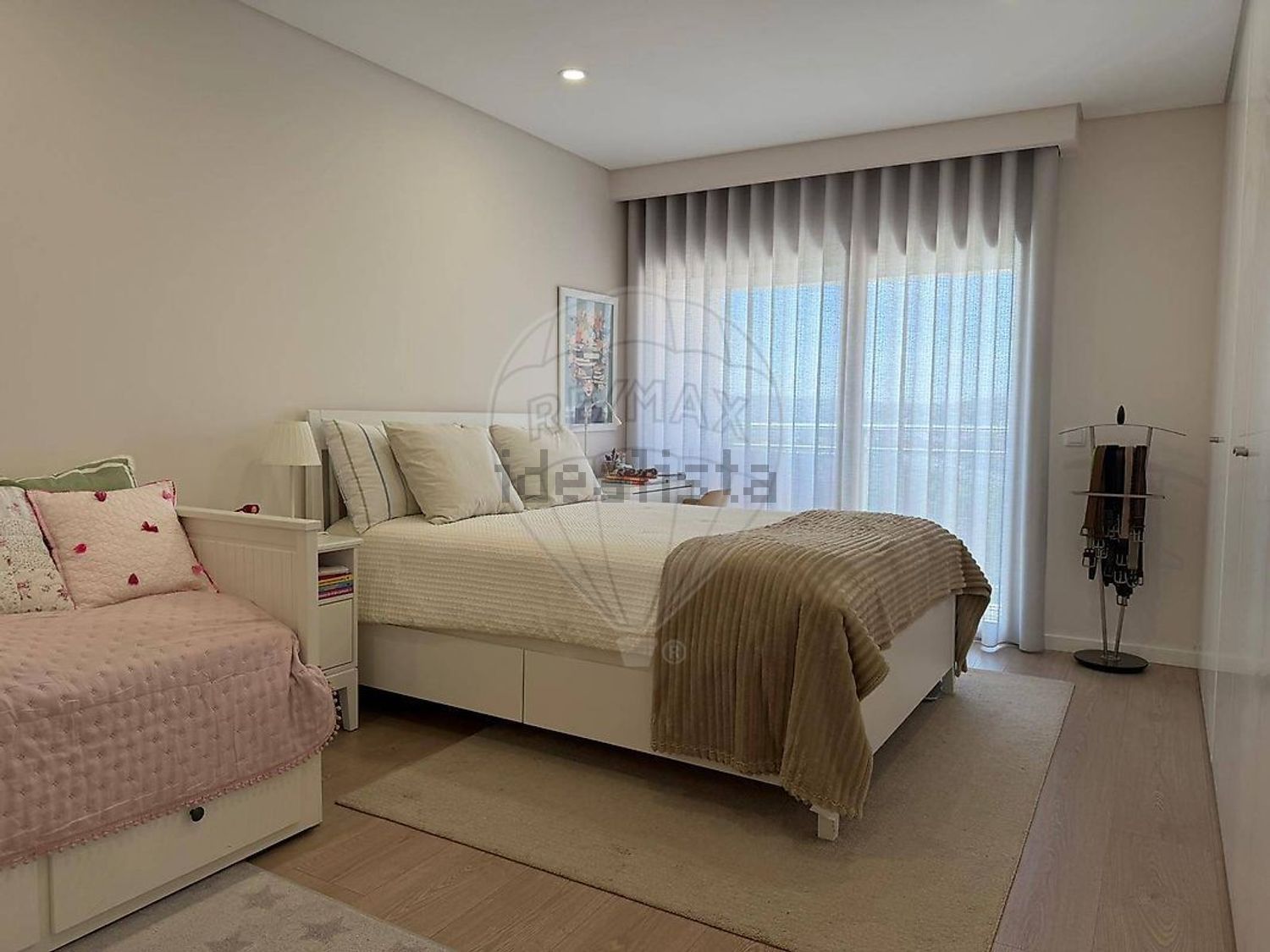 出租公寓 t1在Rua José Leiria Fernandes - 卧室