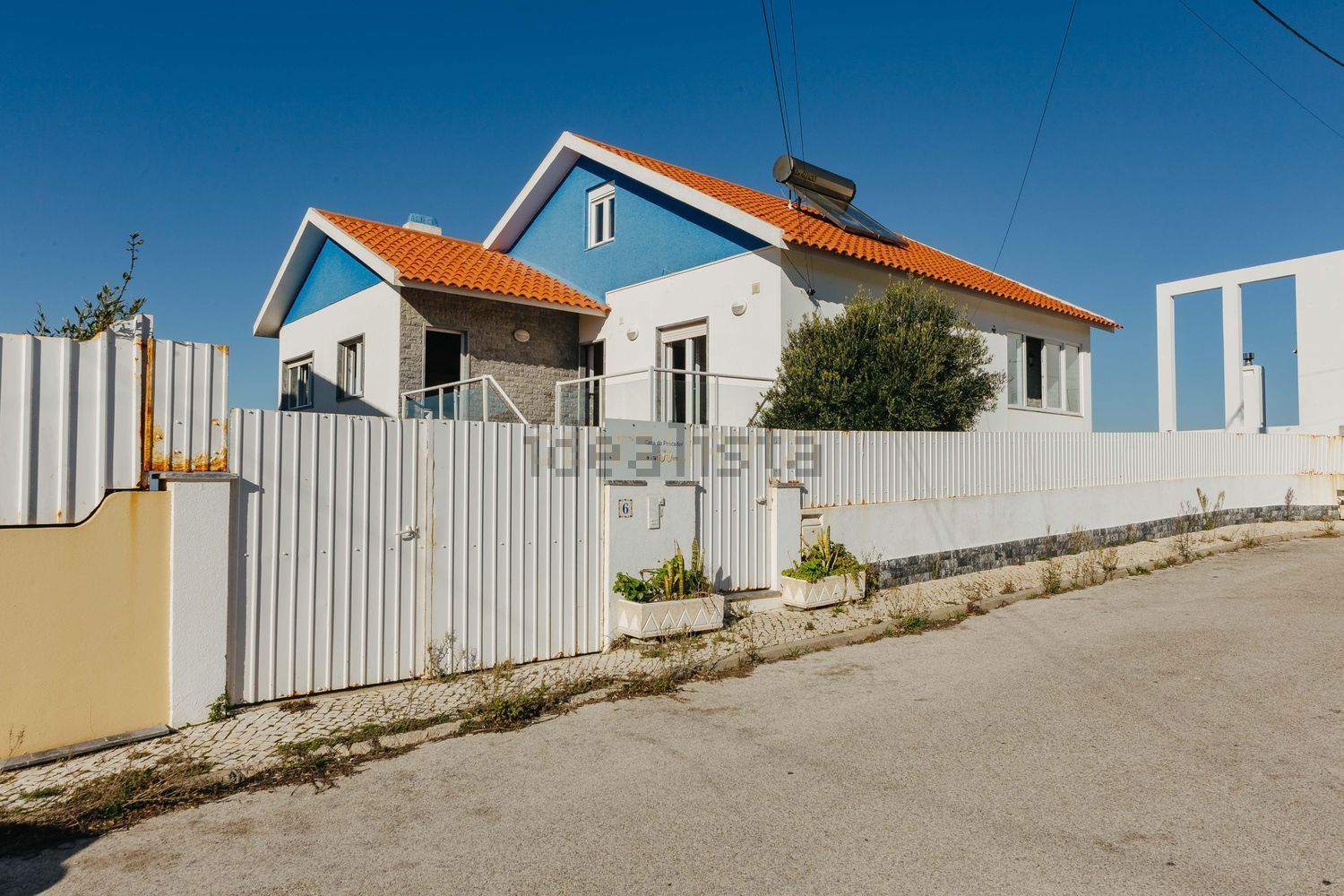 小楼房或独栋别墅出售在Santo Isidoro - 外立面