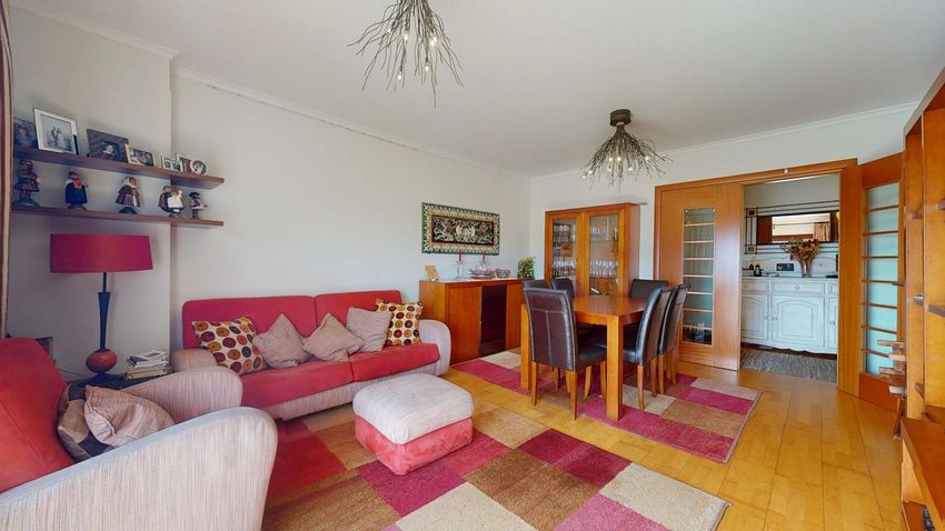 公寓 t3出售在Avenida Cidade de Bratislava, 9