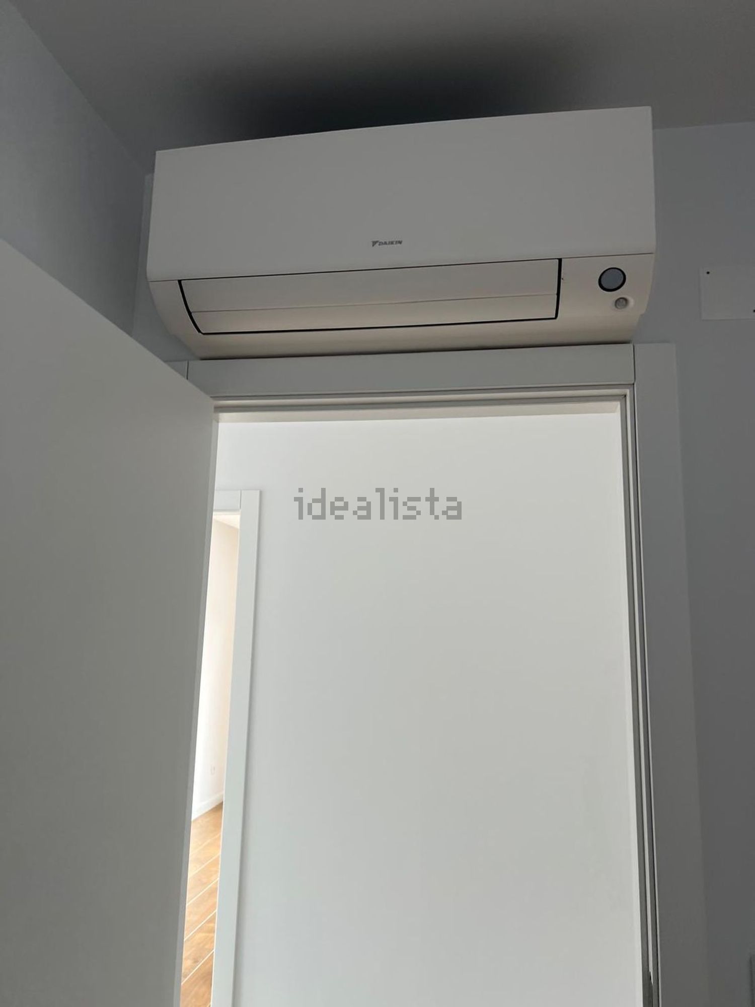 小楼房或独栋别墅出售在Rua Nova do Ribeiro, 12 - 试衣间