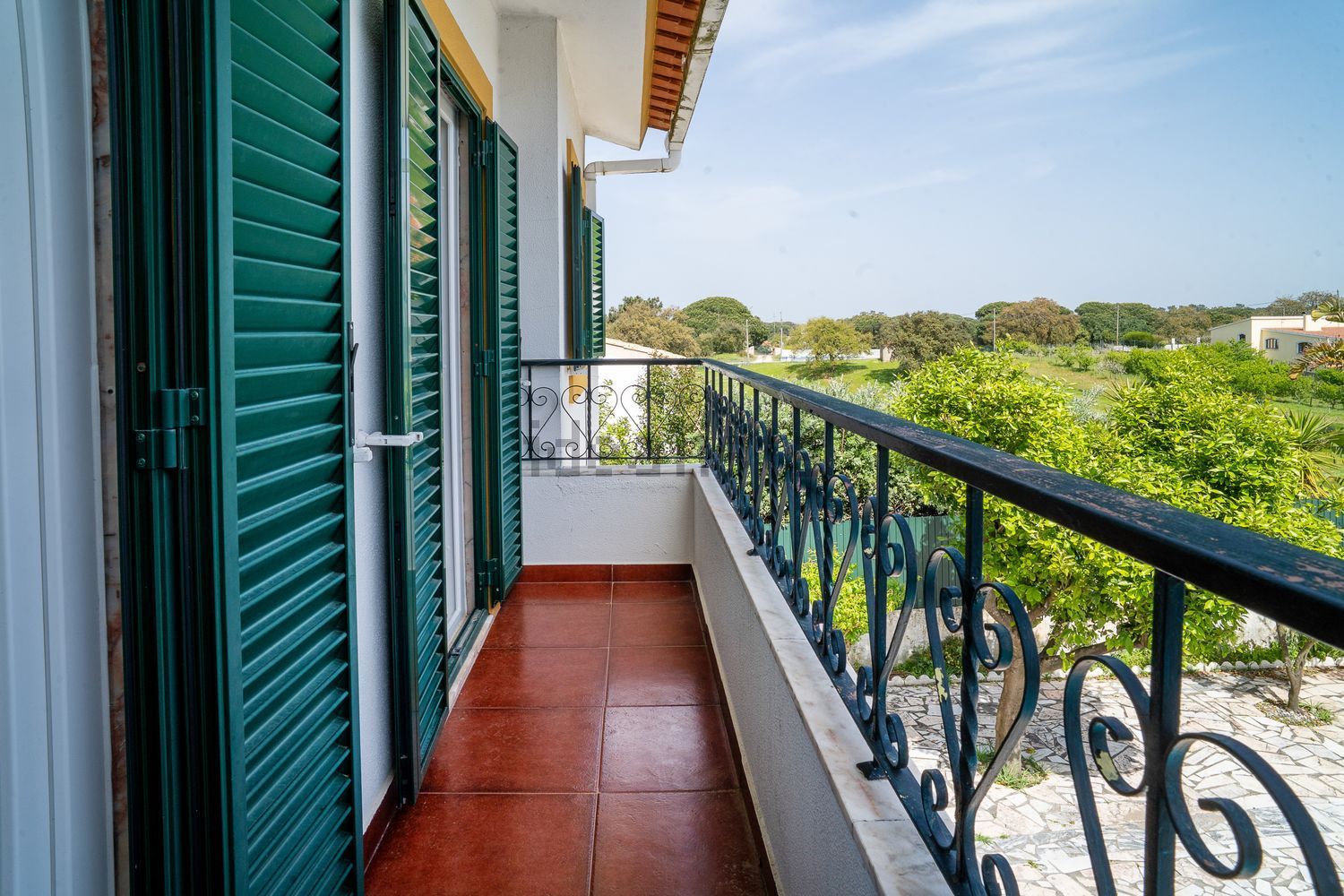 小楼房或独栋别墅出售在Rua da Mesquita, 13 - 阳台