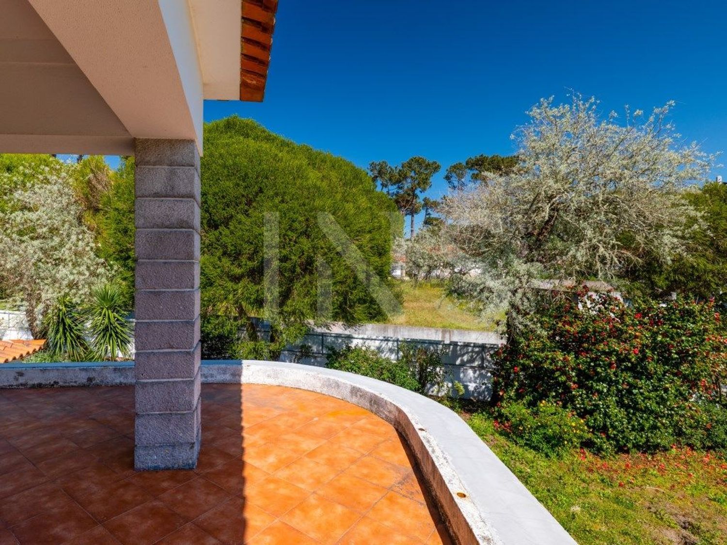 小楼房或独栋别墅出售在Rua 28 de Setembro - 游泳池