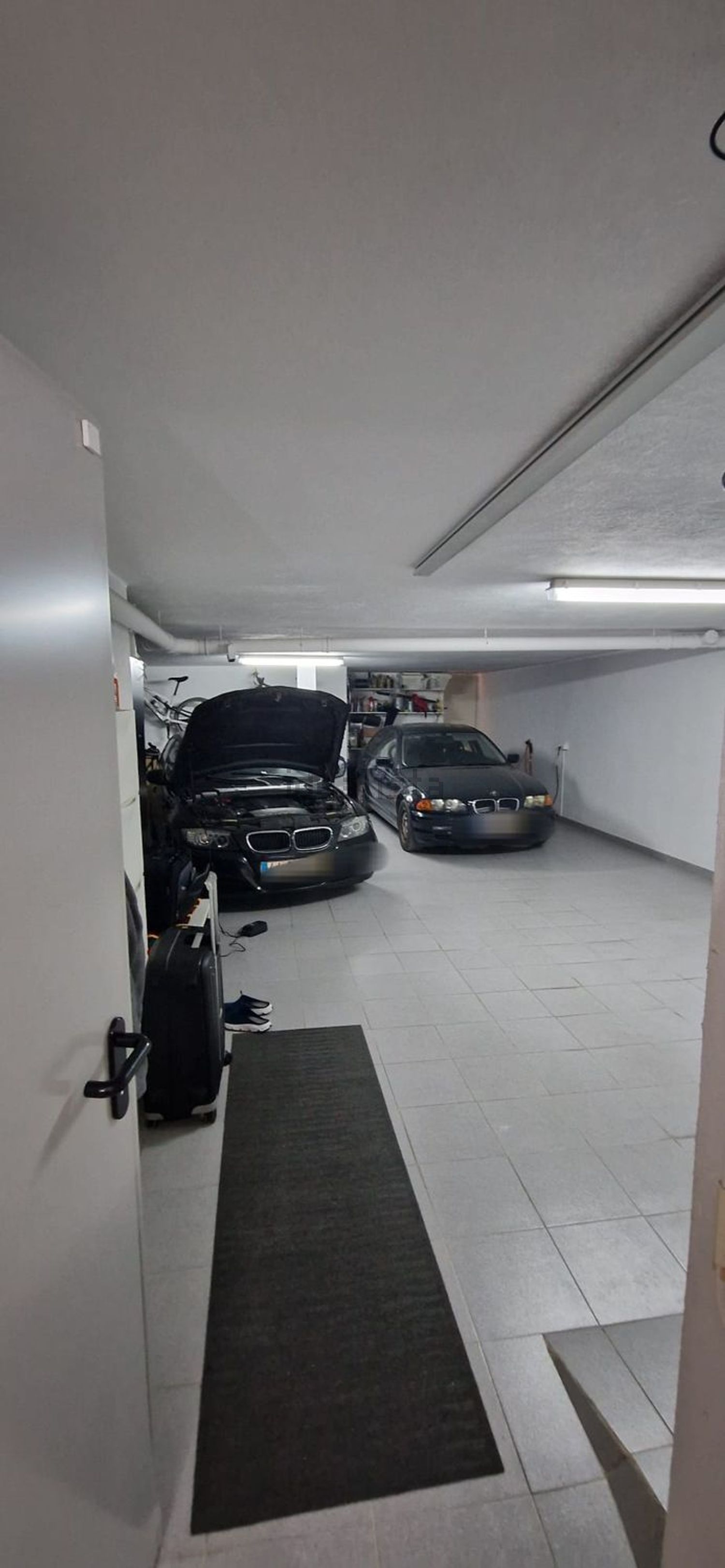 出租双拼别墅在Rua da Adega Cooperativa de Montijo, 194 - 停车位