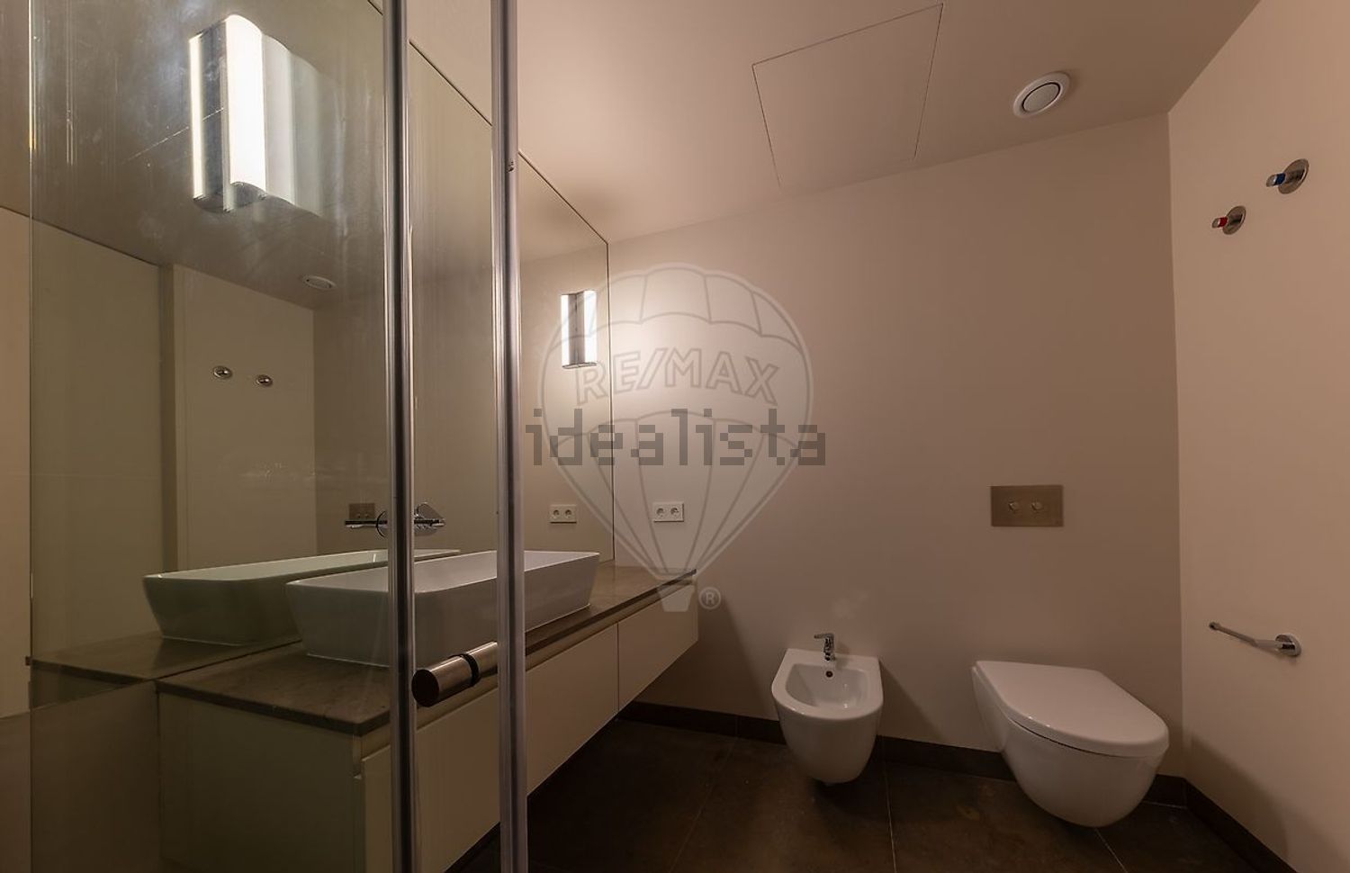 公寓 t1出售在Rua Rodrigues Sampaio - 卫生间