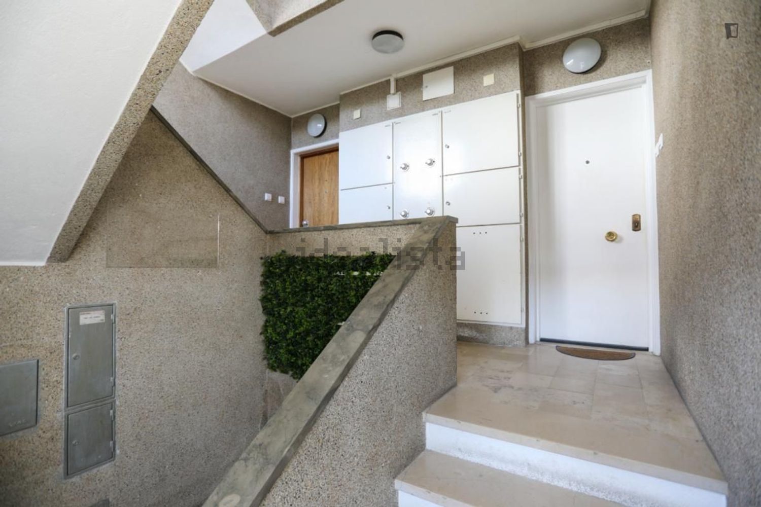 出租房间在Rua Guiomar Torresão - 照片