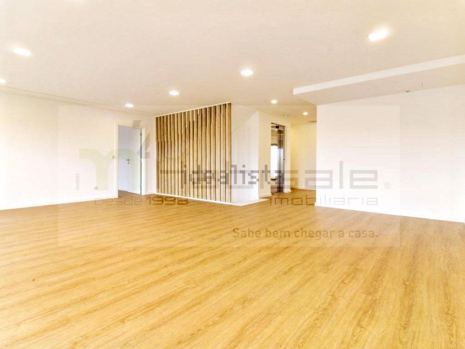 小楼房或独栋别墅出售在Rua Vieira da Silva - 居住