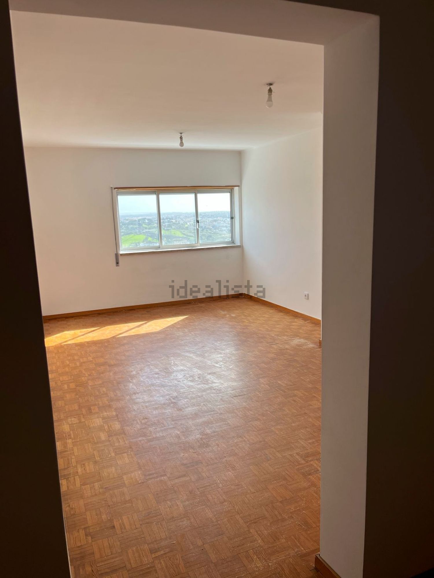 出租公寓 t3在Praça Aristides Mendes, 4 D - 居住