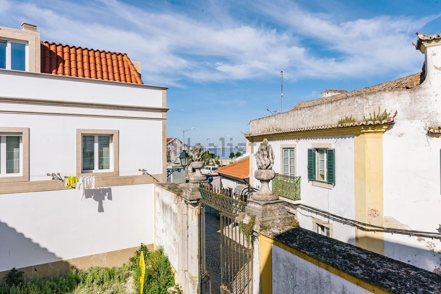 宫殿出售在Rua João Gonçalves - 外立面