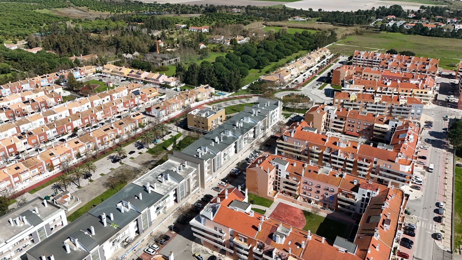 公寓 t4出售在Avenida Natália Correia - 外立面