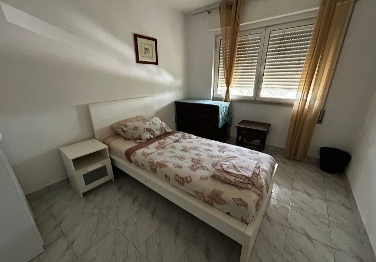 出租房间在Rua Padre António Vieira, 3 - 卧室