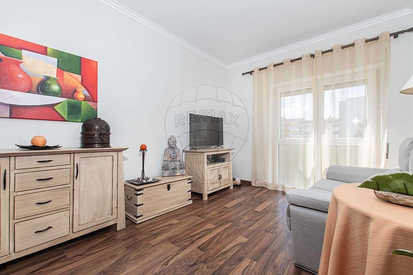 公寓 t2出售在Avenida 25 de Abril