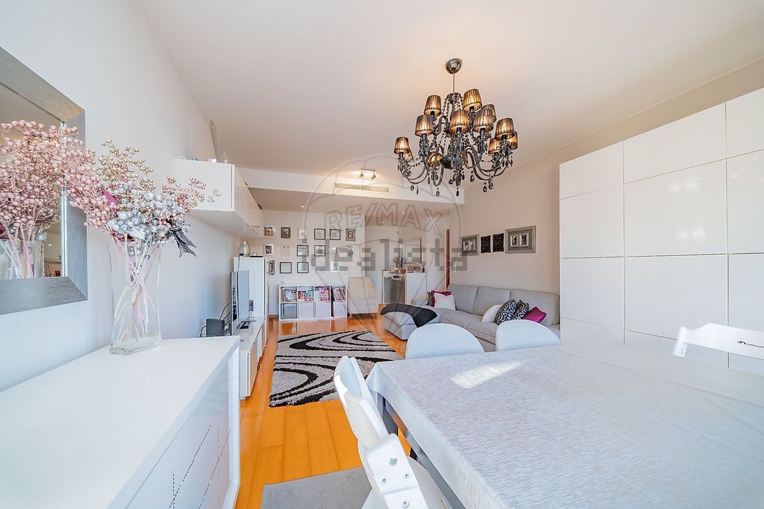 公寓 t3出售在Rua Manuel Teixeira Gomes - 客厅