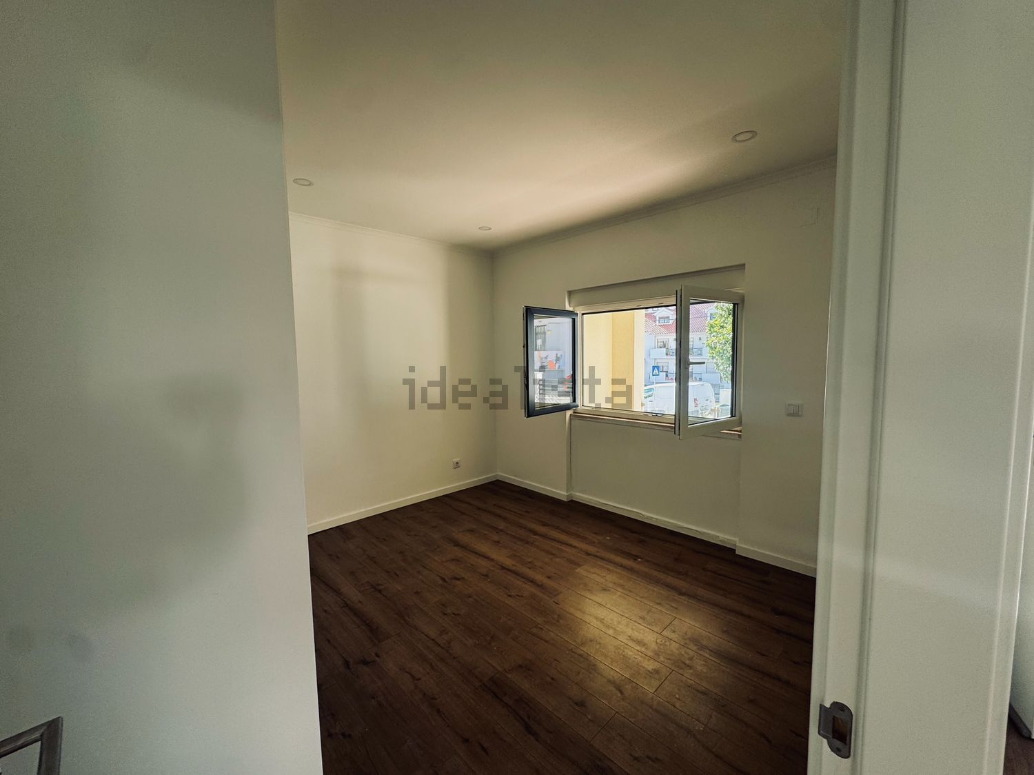 出租双拼别墅在Rua Barbosa Du Bocage, 4 - 居住