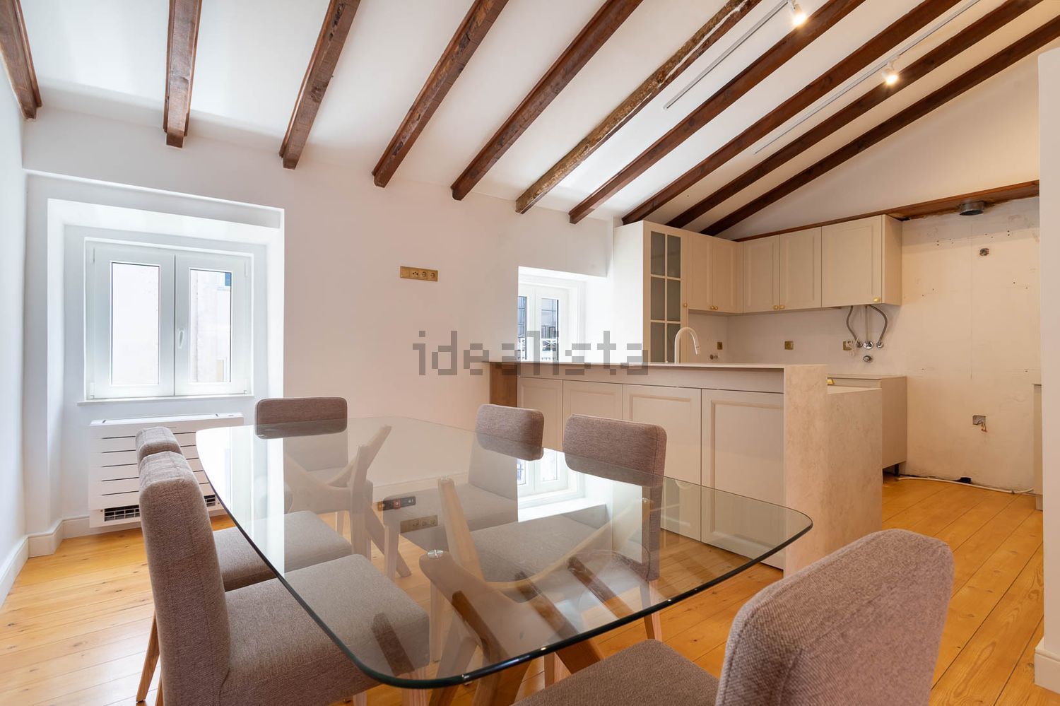 复式公寓出售在Rua de São Marçal - 客厅